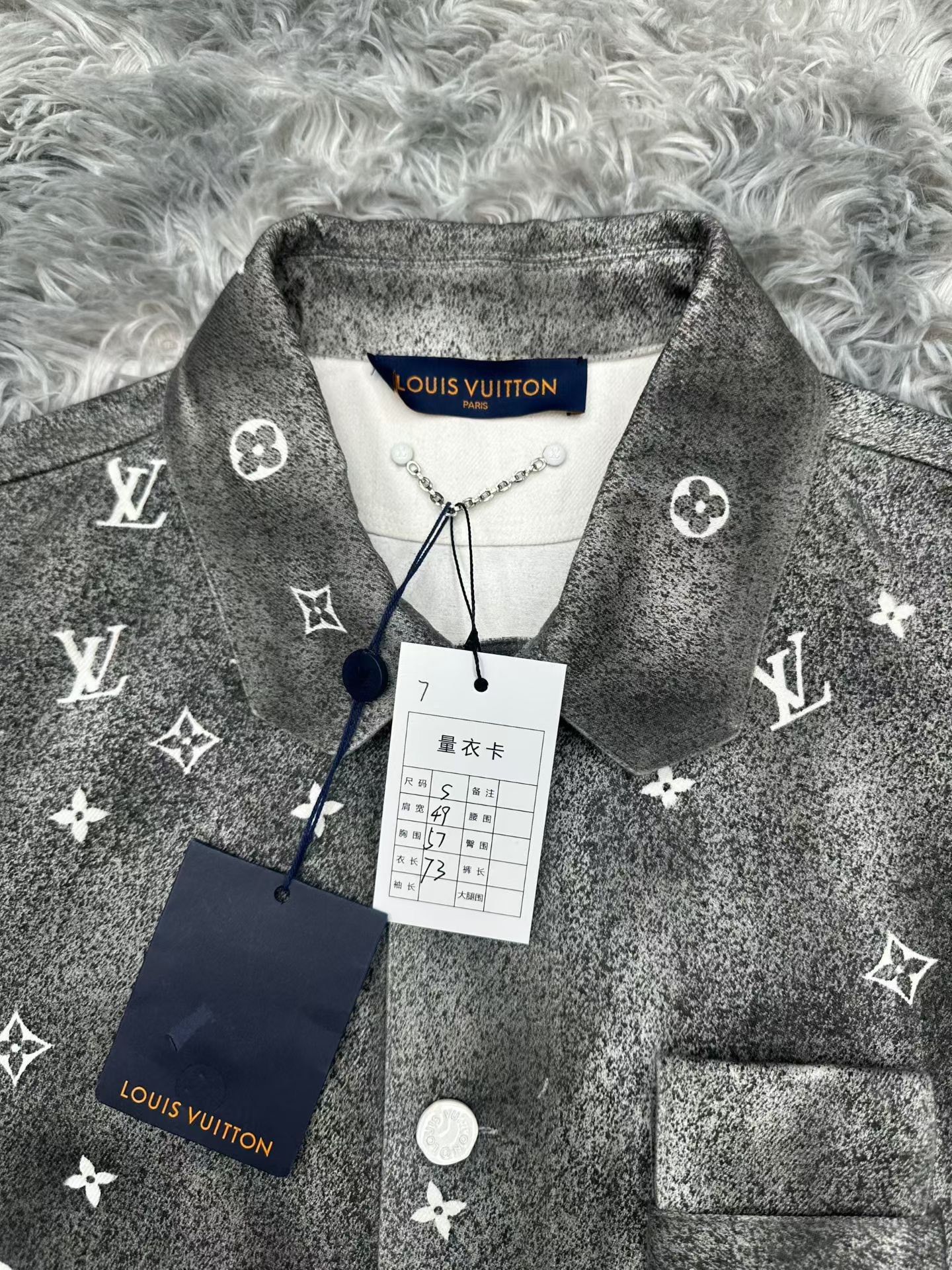 Louis Vuitton Louis Vuitton Denim Gradient Black Shirt s Men Size US S / EU 44-46 / 1 - 2 Thumbnail
