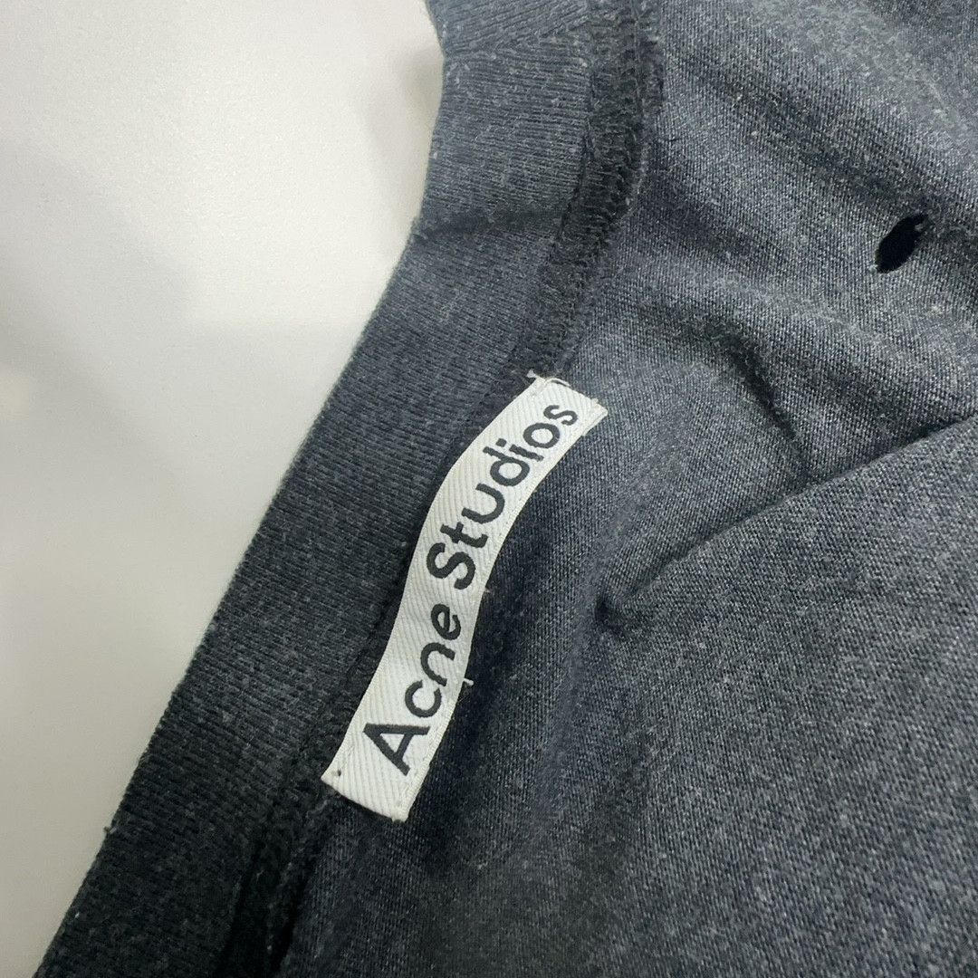 Acne Studios Acne Studios Distressed Circle Logo T-Shirt XXL Size US XXL / EU 58 / 5 - 4 Thumbnail