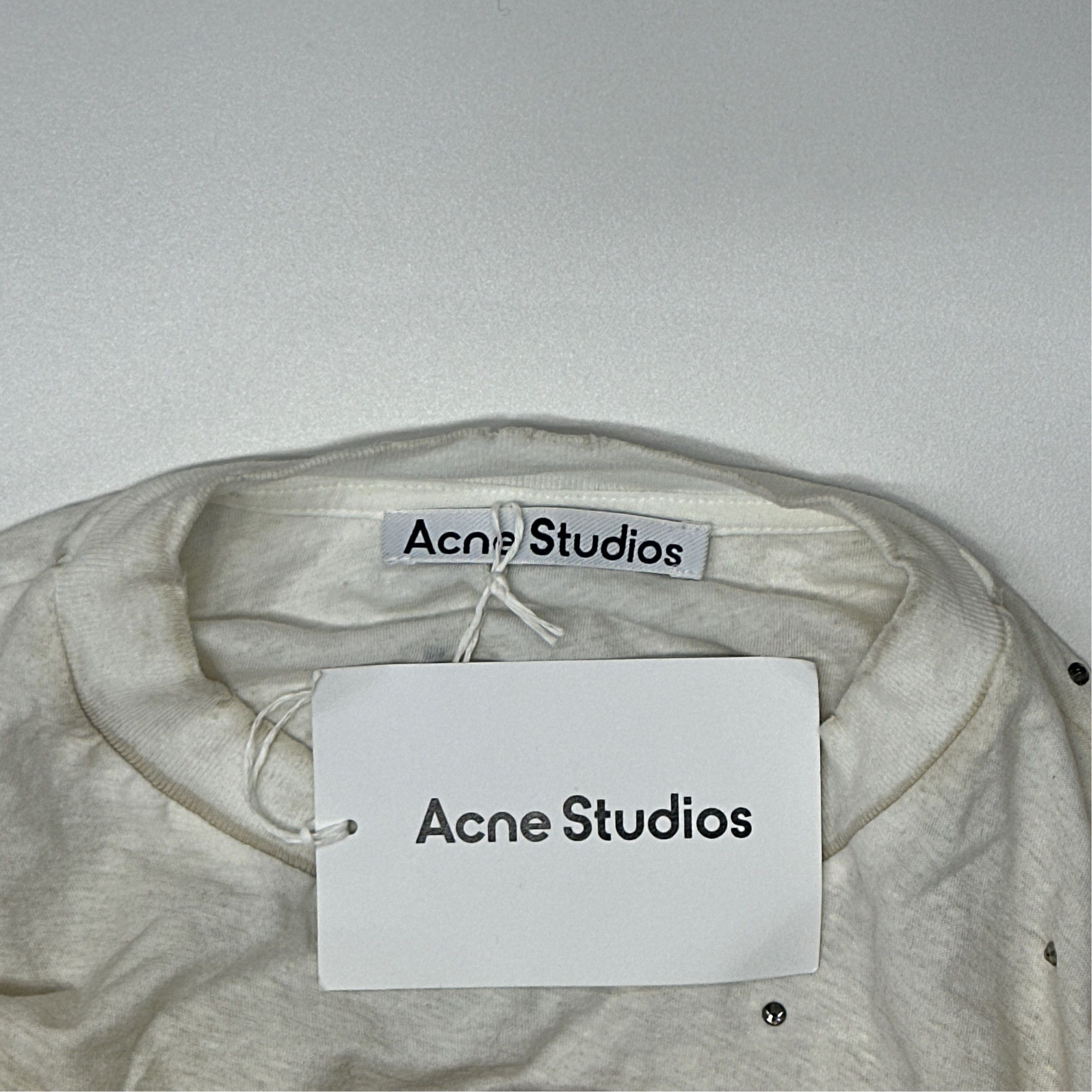 Acne Studios Acne Studios 1996 Graphic Distressed Long Sleeve T-Shirt XXS Size US XXS / EU 40 - 3 Thumbnail