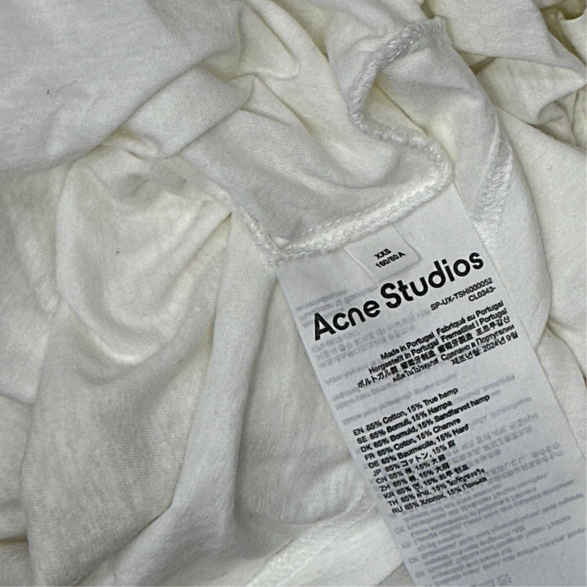 Acne Studios Acne Studios 1996 Graphic Distressed Long Sleeve T-Shirt XXS Size US XXS / EU 40 - 5 Thumbnail