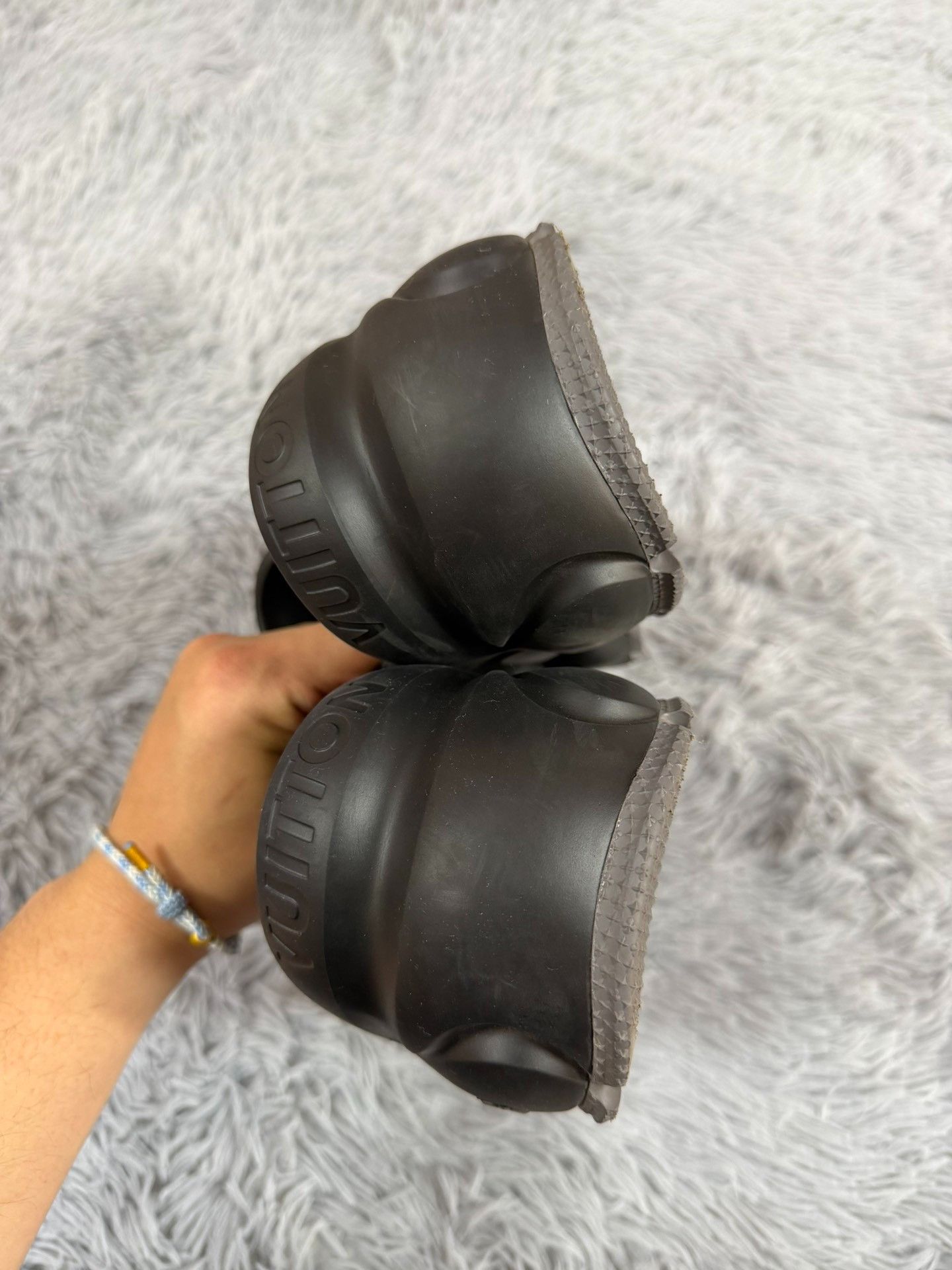 Louis Vuitton Louis Vuitton Shark Black Sandals 11 Men Size US 11 / EU 44 - 4 Thumbnail