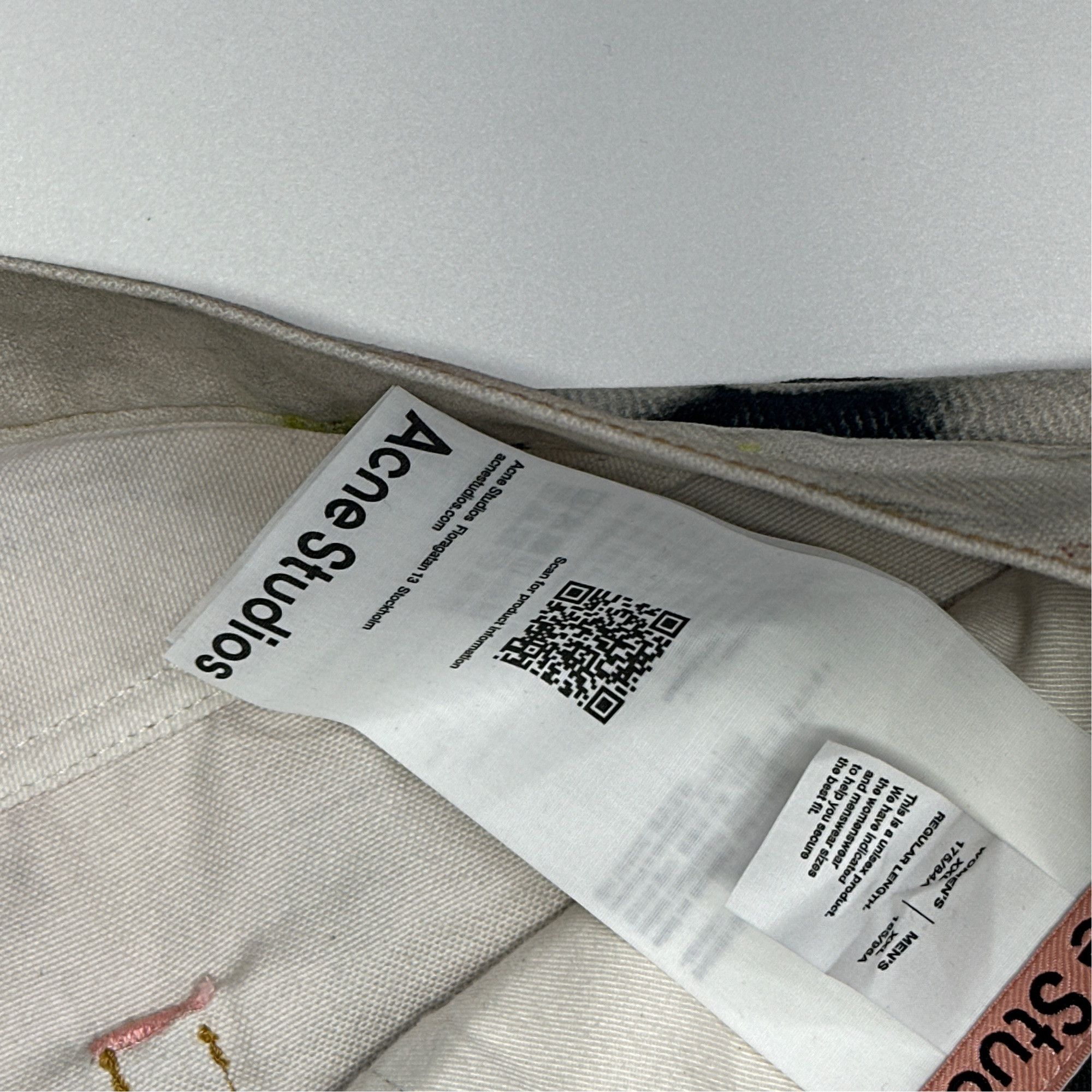 Acne Studios Acne Studios Graffiti Print 1981 Denim Jeans XXL Size US 38 / EU 54 - 4 Thumbnail