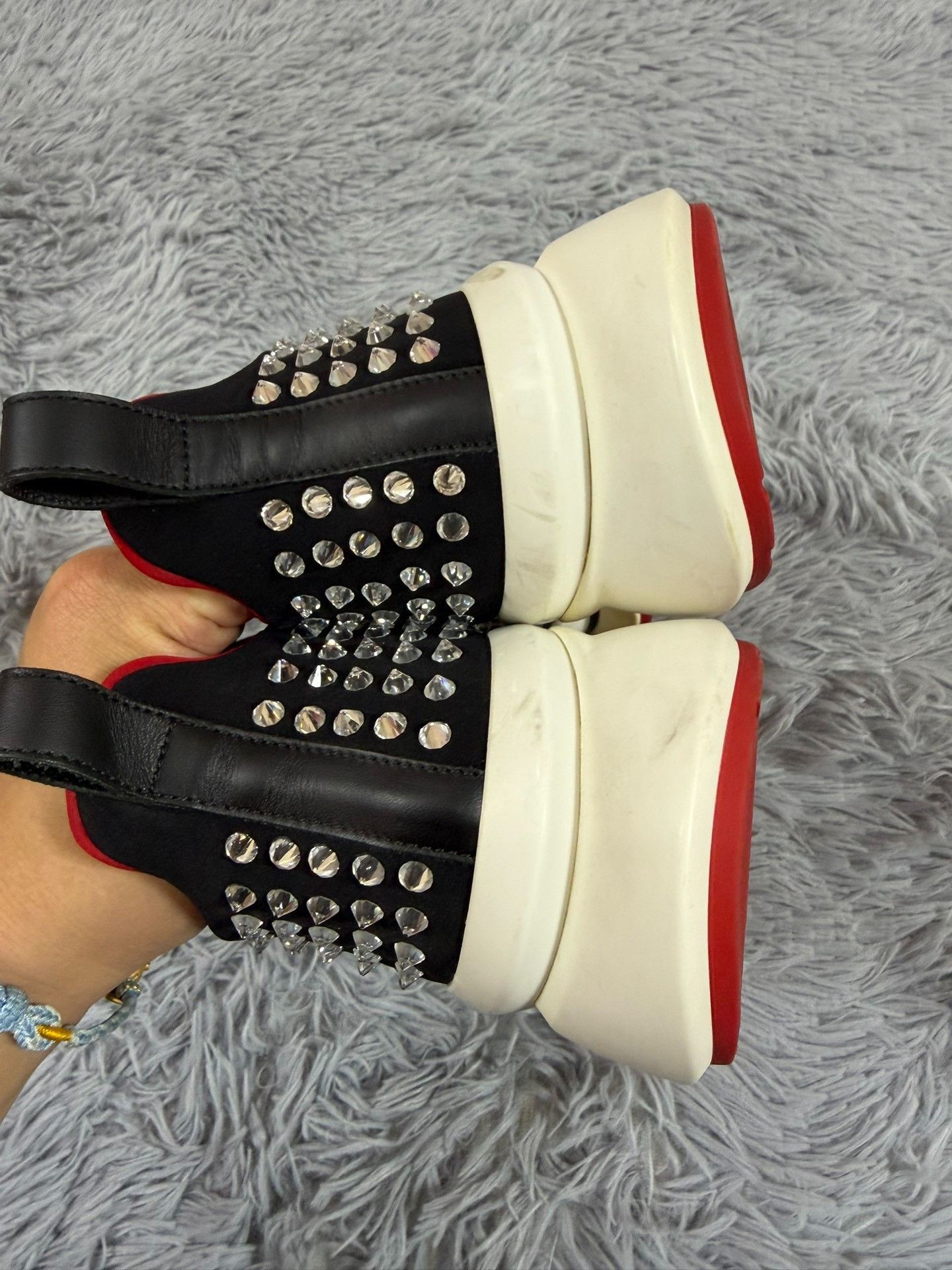 Christian Louboutin Christian Louboutin Casual Black Lowtop Sneakers Women Size US 9.5 / IT 39.5 - 4 Thumbnail