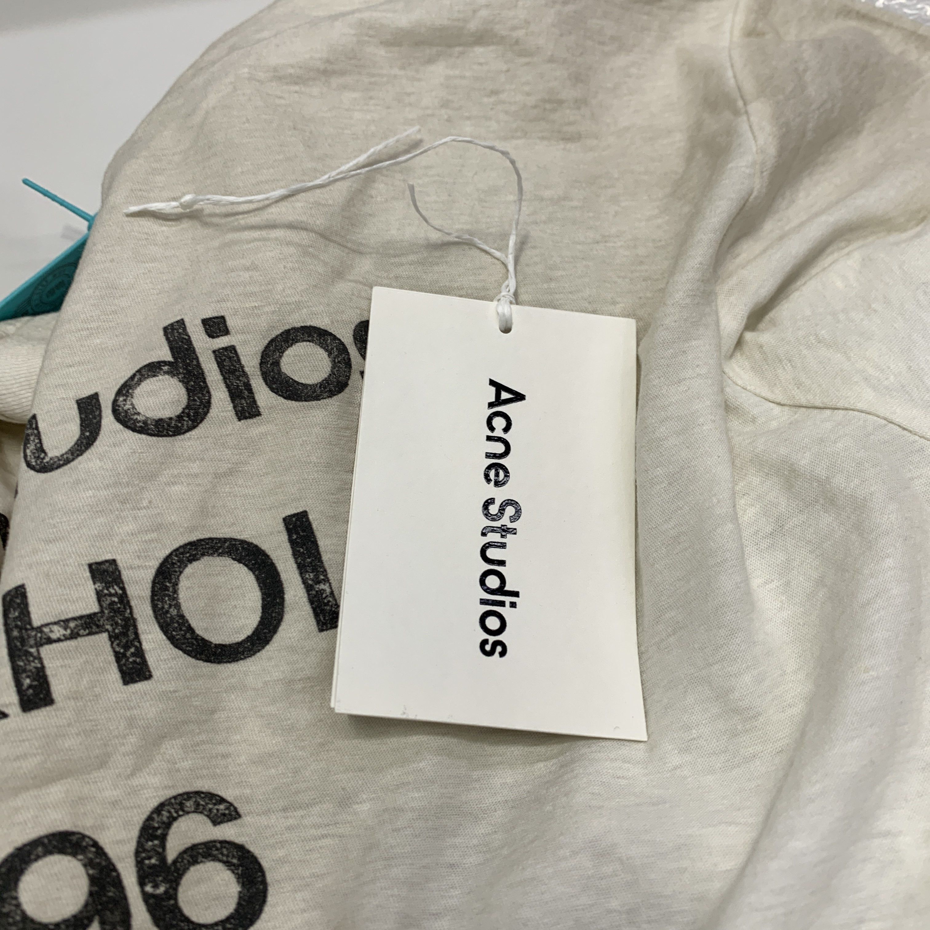 Acne Studios Acne Studios Stockholm 1996 Sprayed Logo T-Shirt XS Size US XS / EU 42 / 0 - 5 Thumbnail