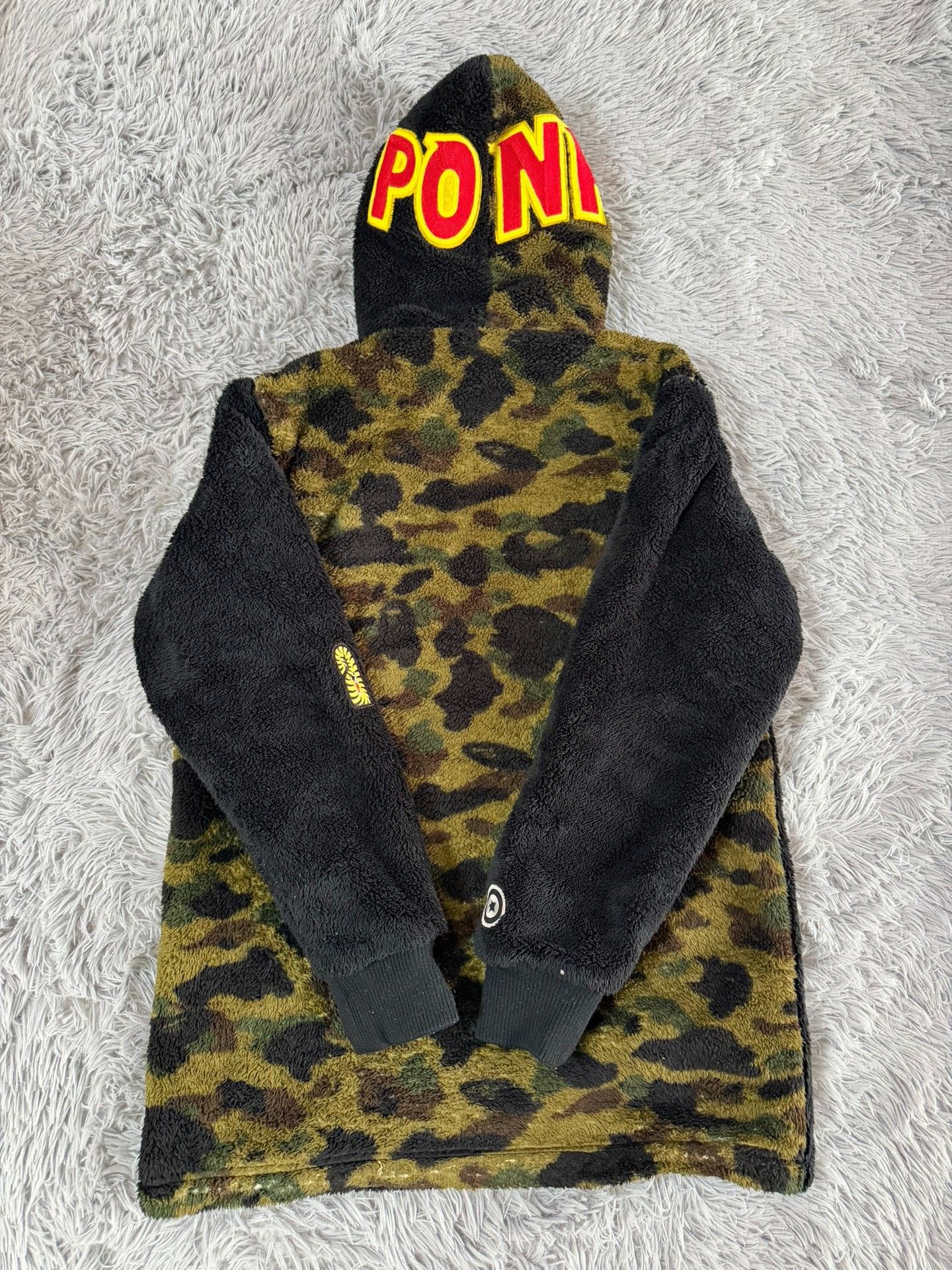 Bape Bape Fleece Shark Light Jacket xl Men Size US XL / EU 56 / 4 - 2 Thumbnail