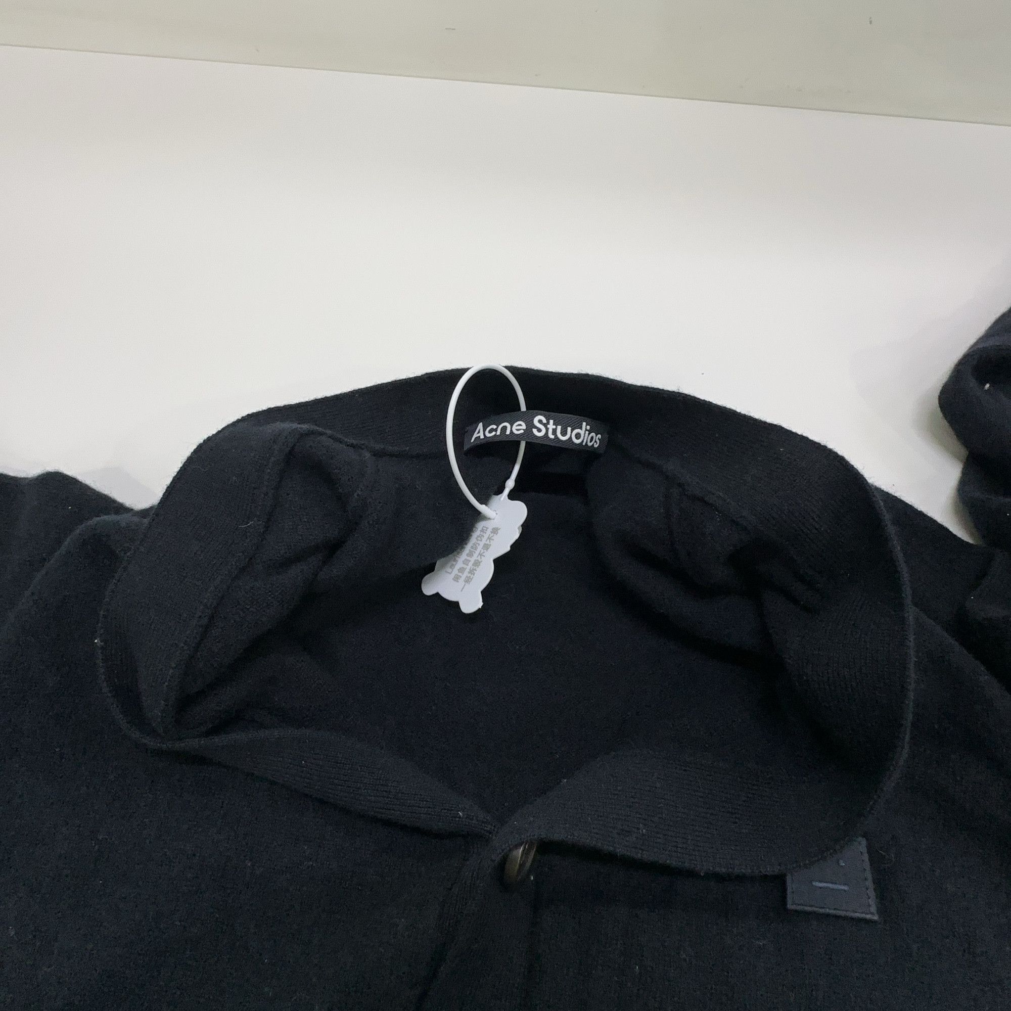 Acne Studios Acne Studios Wool Cardigan Size M Size US M / EU 48-50 / 2 - 13 Thumbnail