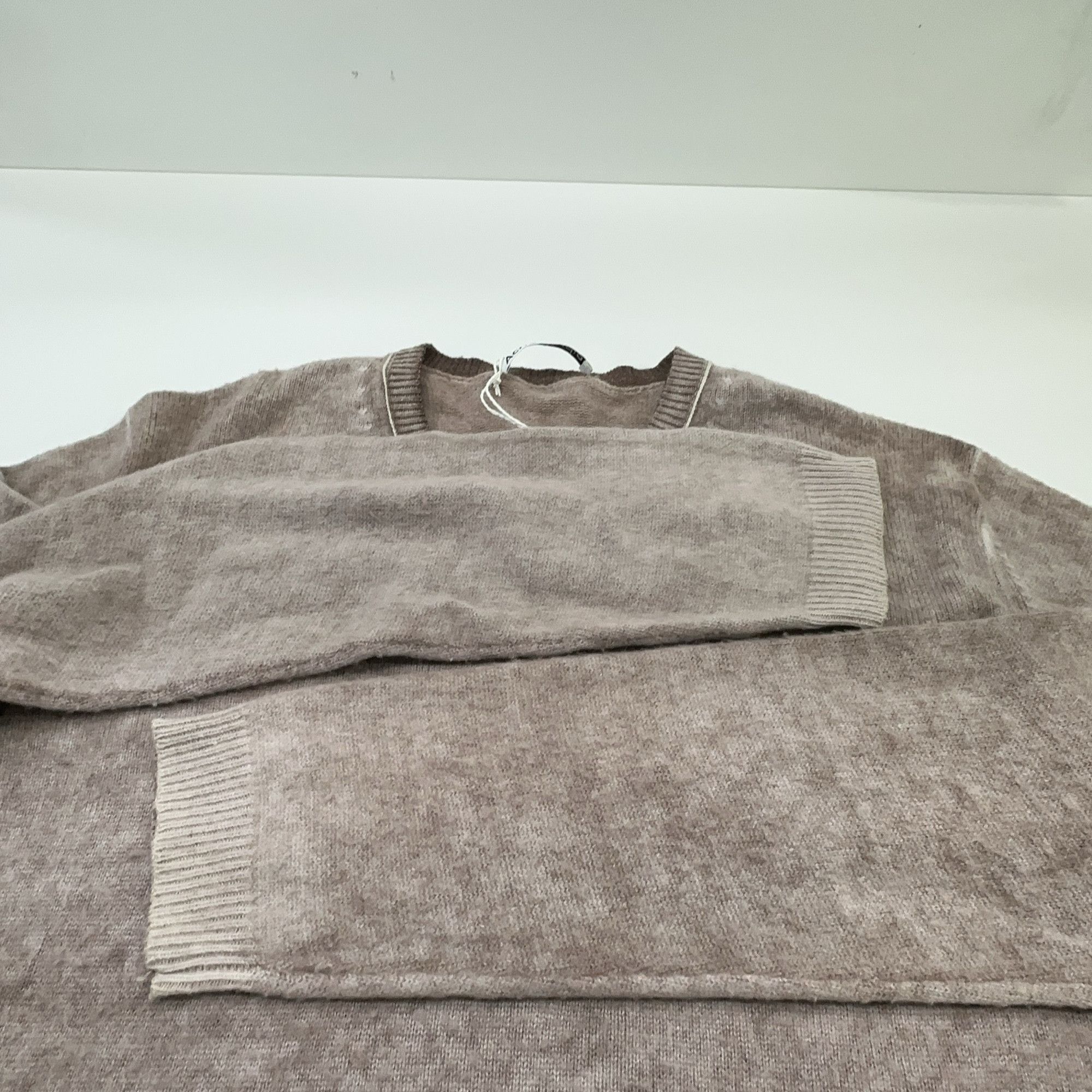 Acne Studios Acne Studios V-Neck Wool Blend Sweater S Size US S / EU 44-46 / 1 - 9 Thumbnail