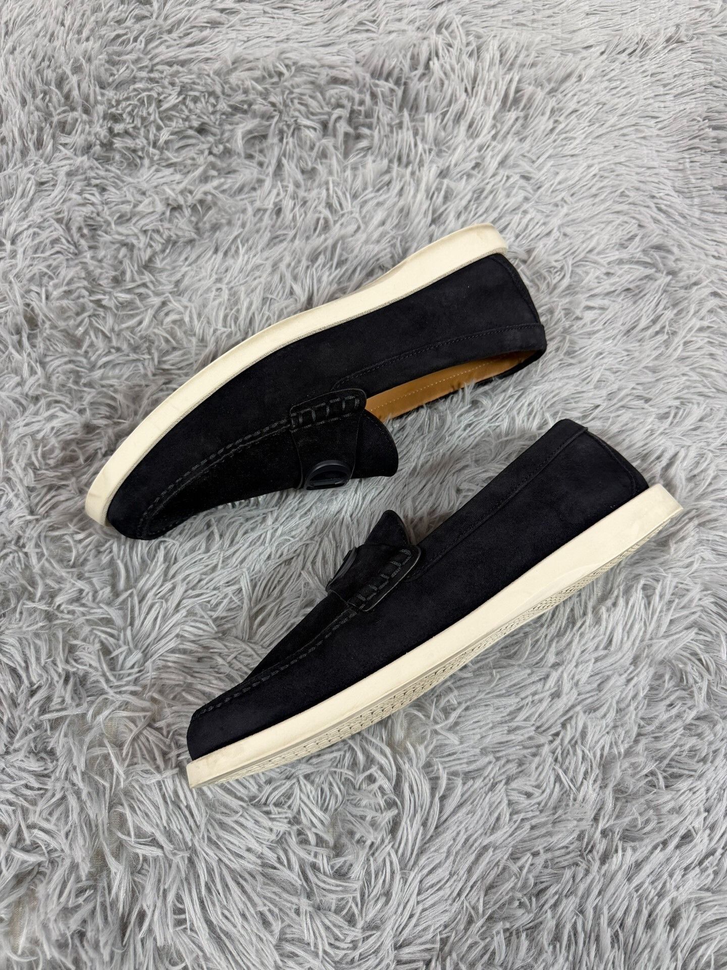 Dior Dior Leather Slip Ons 11 Men Size US 11 / EU 44 - 2 Thumbnail
