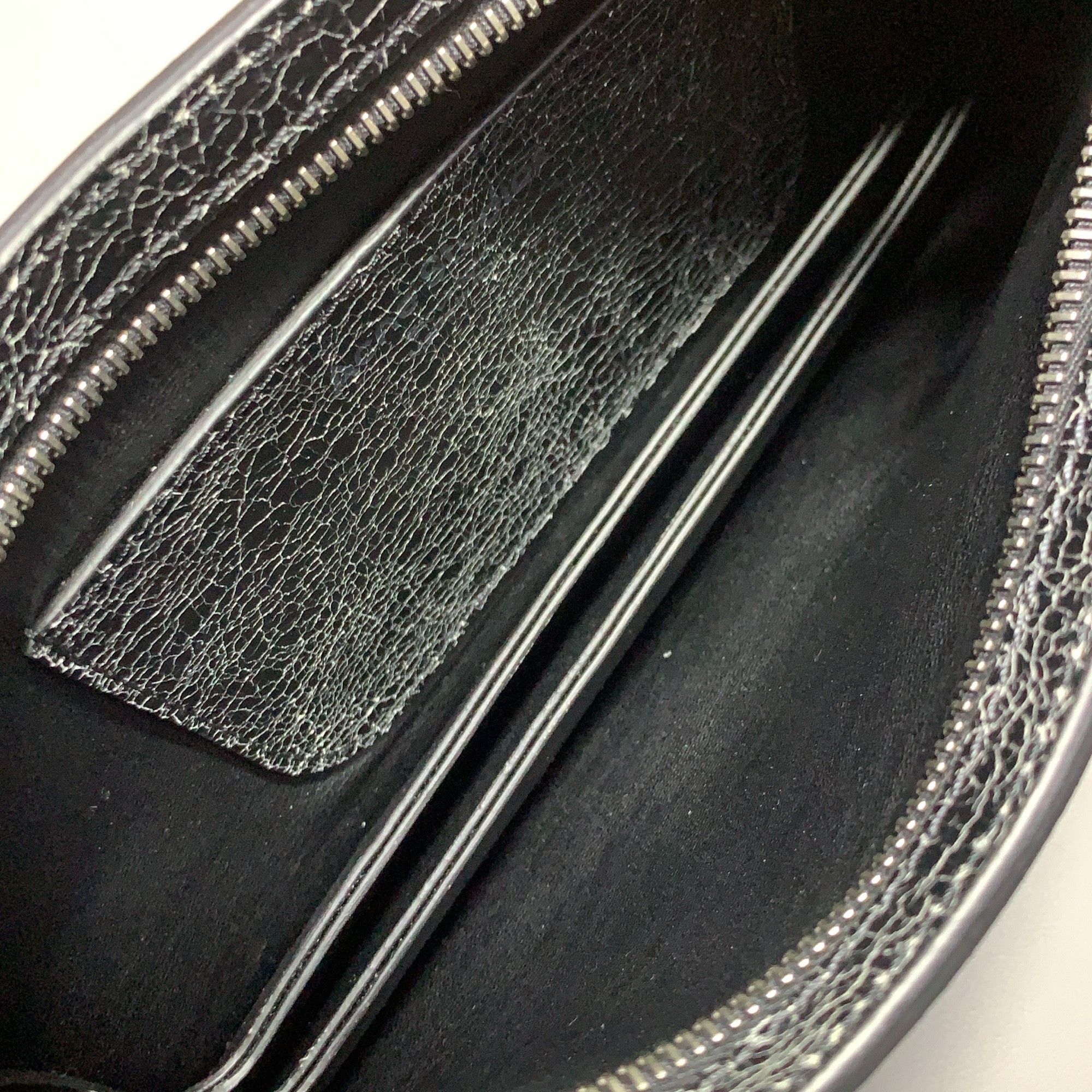 Acne Studios Acne Studios Cracked Leather Platt Shoulder Bag ONE SIZE Size ONE SIZE - 7 Thumbnail