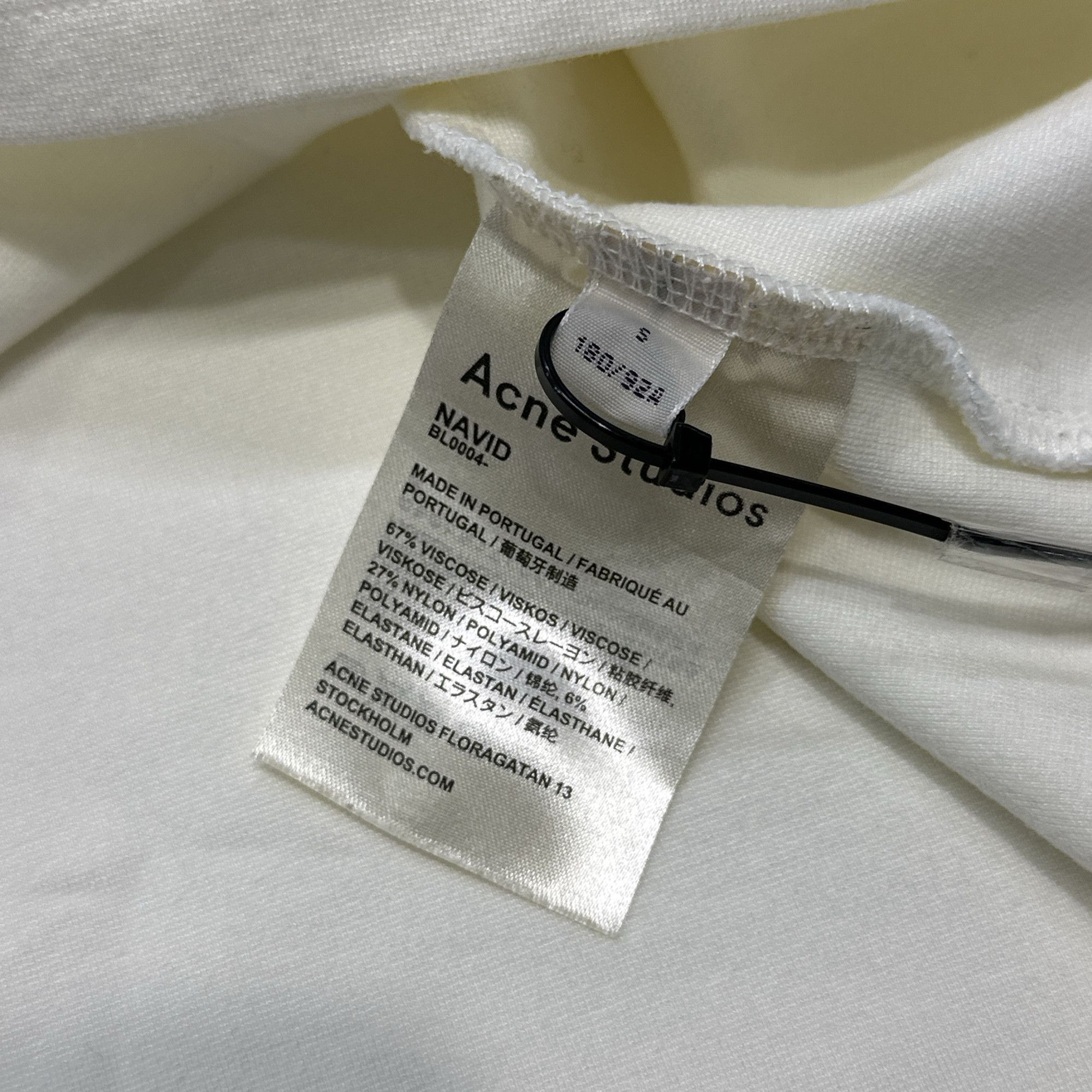 Acne Studios Acne Studios Logo Collar T-Shirt Size S Size US S / EU 44-46 / 1 - 5 Thumbnail