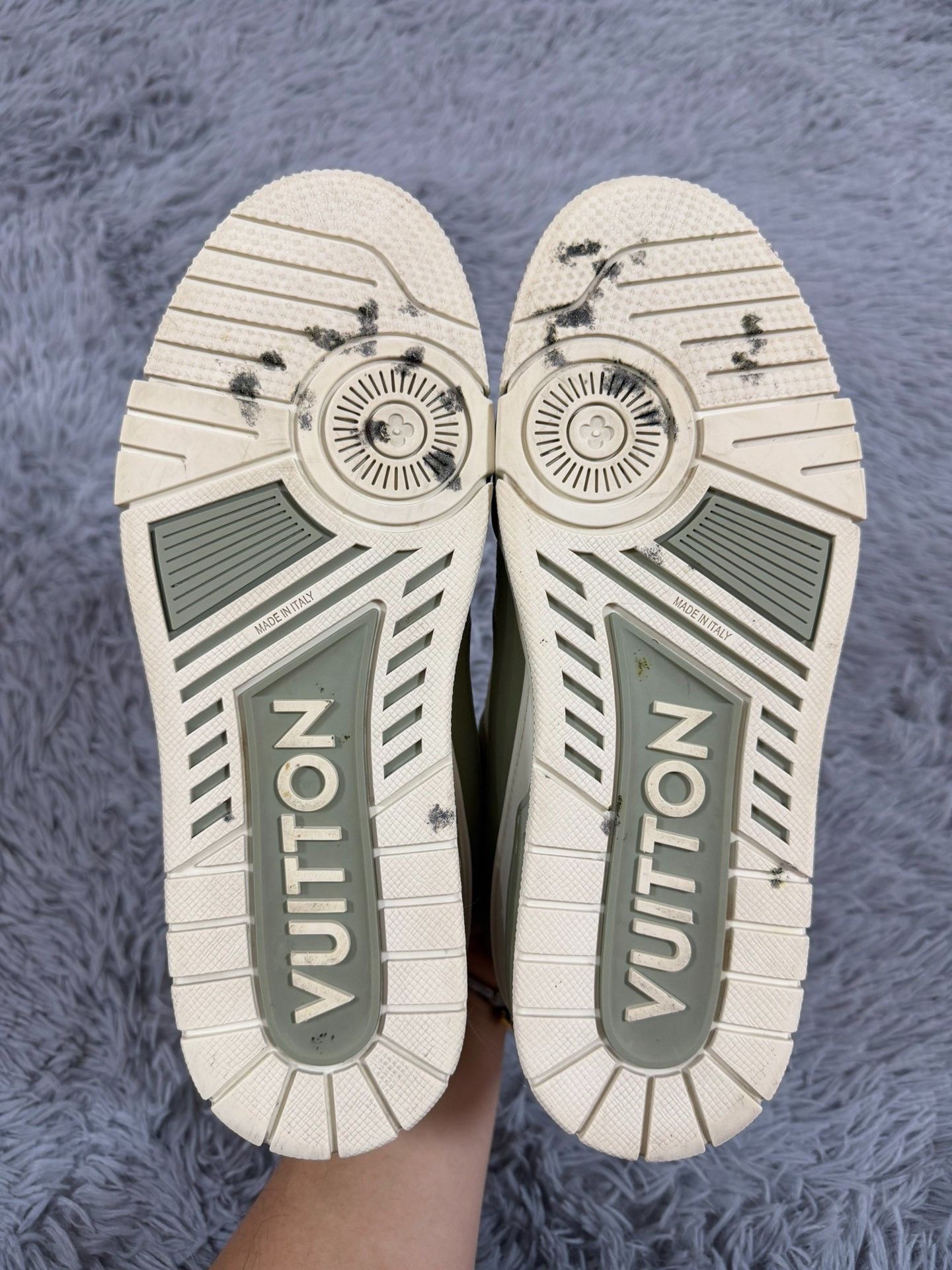 Louis Vuitton Louis Vuitton Training Green Lowtop Sneakers 8 Men Size US 8 / EU 41 - 5 Thumbnail