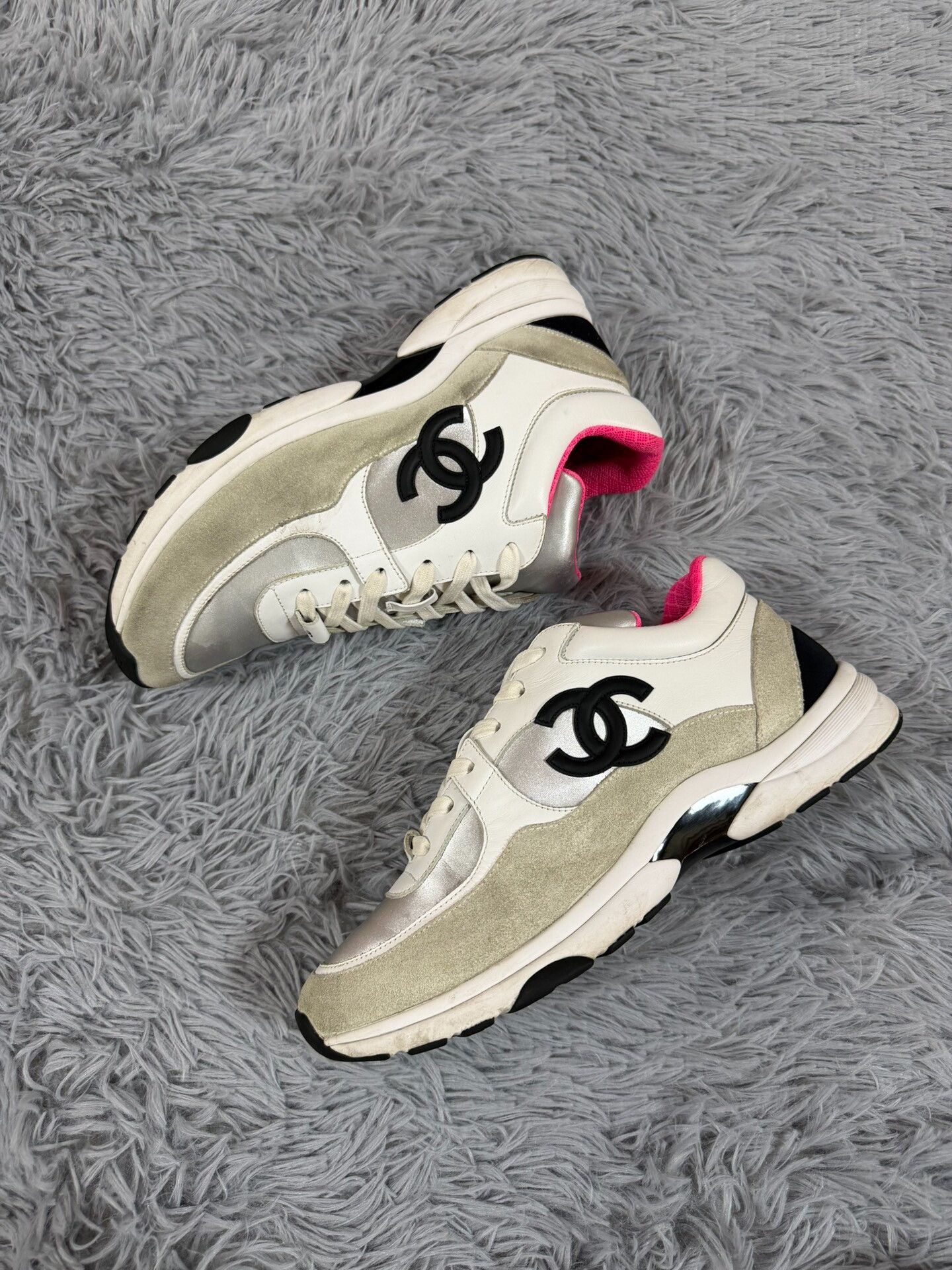 Chanel Chanel Casual Multi Lowtop Sneakers us_10 Women Size US 10 / IT 40 - 2 Thumbnail