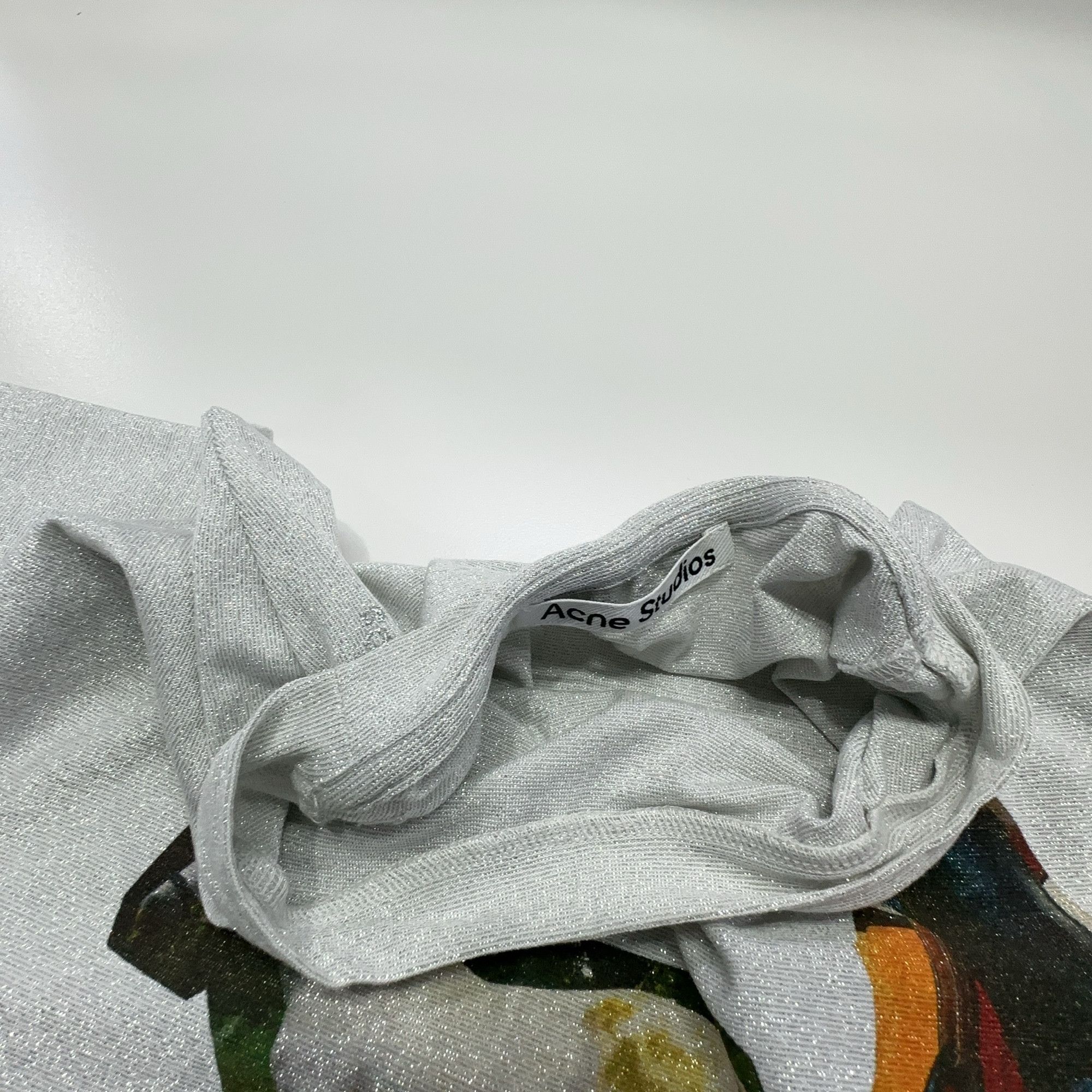 Acne Studios Acne Studios Horse Print Metallic T-Shirt XS Size XS / US 0-2 / IT 36-38 - 6 Thumbnail