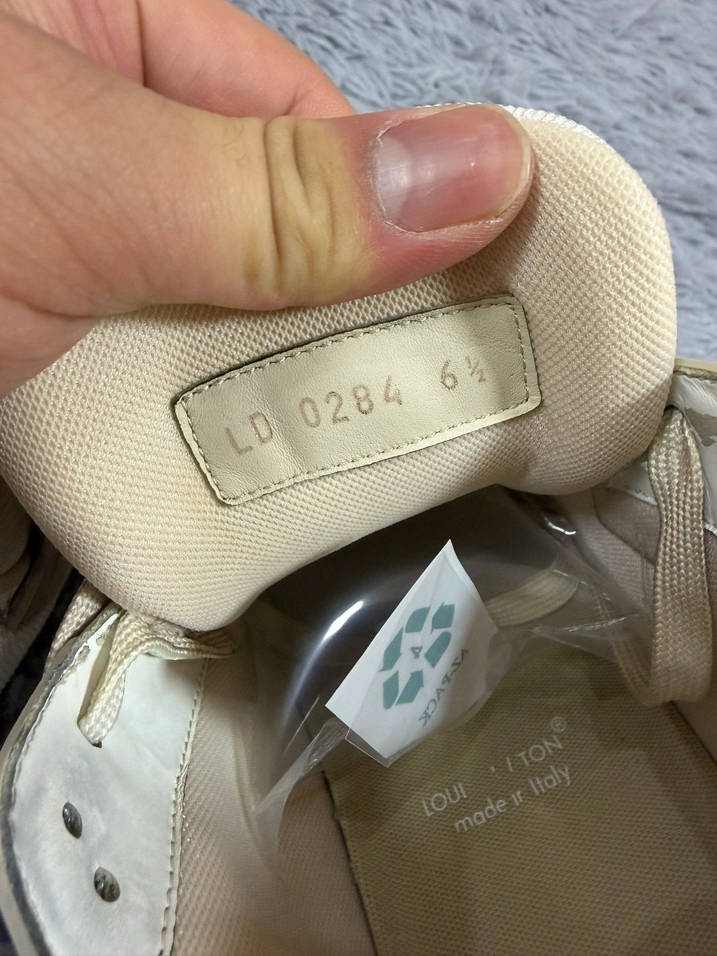 Louis Vuitton Louis Vuitton Training Green Lowtop Sneakers 7.5 Men Size US 7.5 / EU 40-41 - 6 Thumbnail