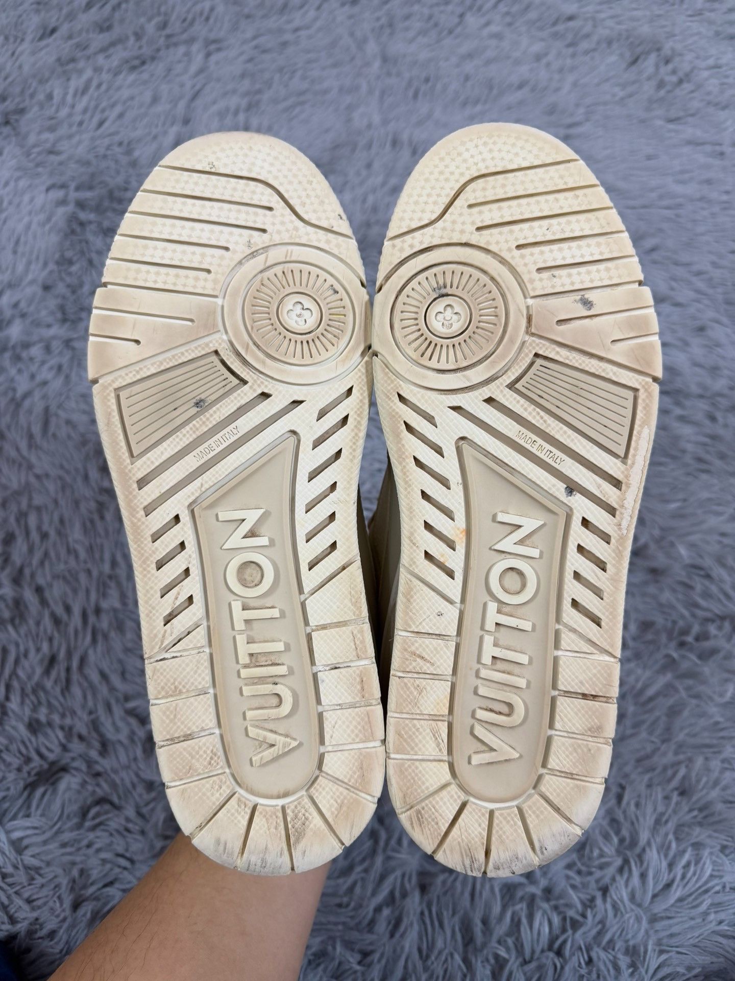 Louis Vuitton Louis Vuitton Training Green Lowtop Sneakers 7.5 Men Size US 7.5 / EU 40-41 - 5 Thumbnail