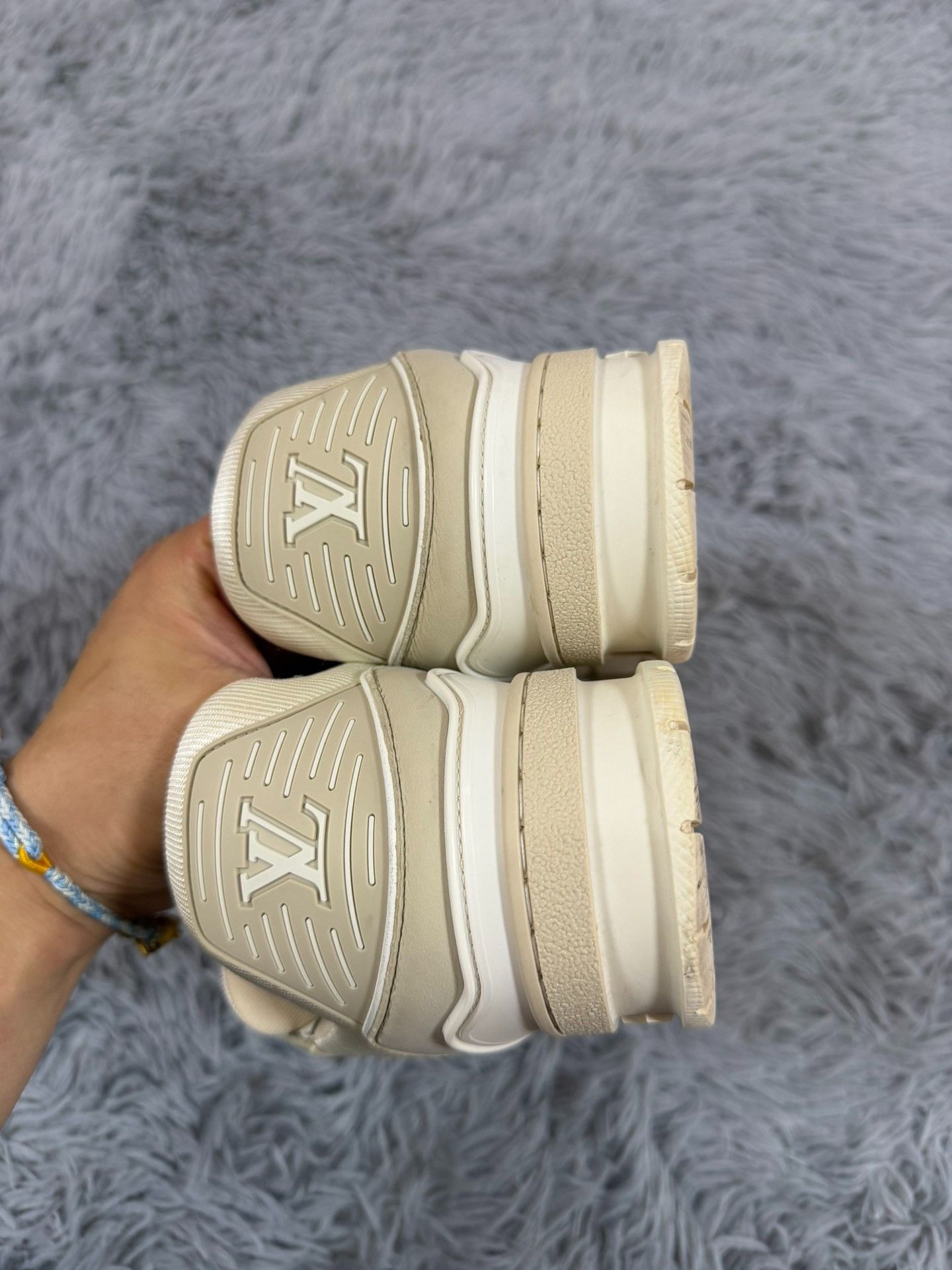 Louis Vuitton Louis Vuitton Training Green Lowtop Sneakers 7.5 Men Size US 7.5 / EU 40-41 - 4 Thumbnail