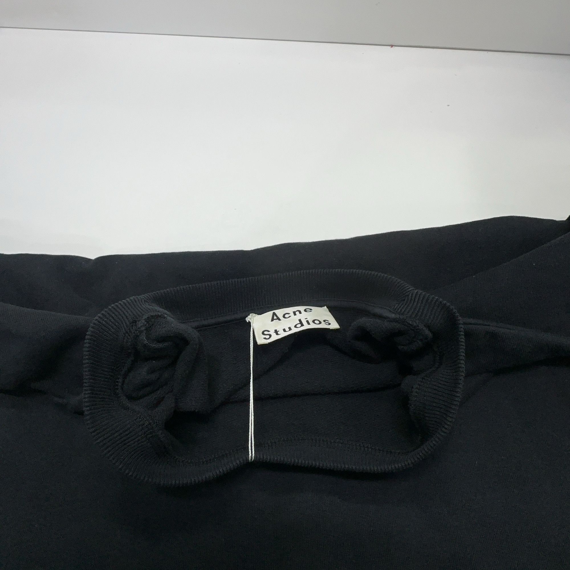 Acne Studios Acne Studios Logo Crewneck Sweatshirt XL Size US XL / EU 56 / 4 - 9 Thumbnail