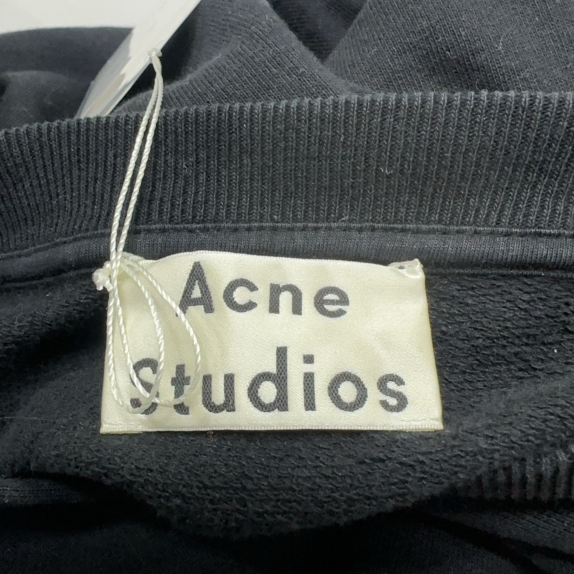 Acne Studios Acne Studios Logo Crewneck Sweatshirt XL Size US XL / EU 56 / 4 - 8 Thumbnail