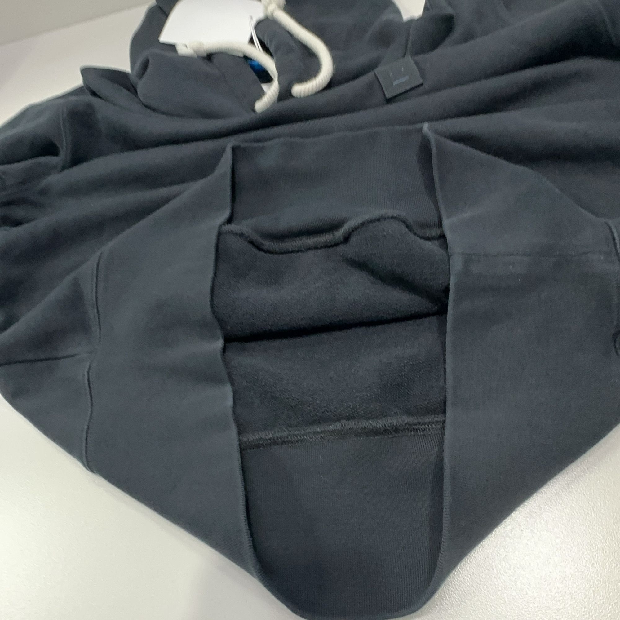 Acne Studios Acne Studios Face Patch Hoodie Size S Size US S / EU 44-46 / 1 - 11 Thumbnail