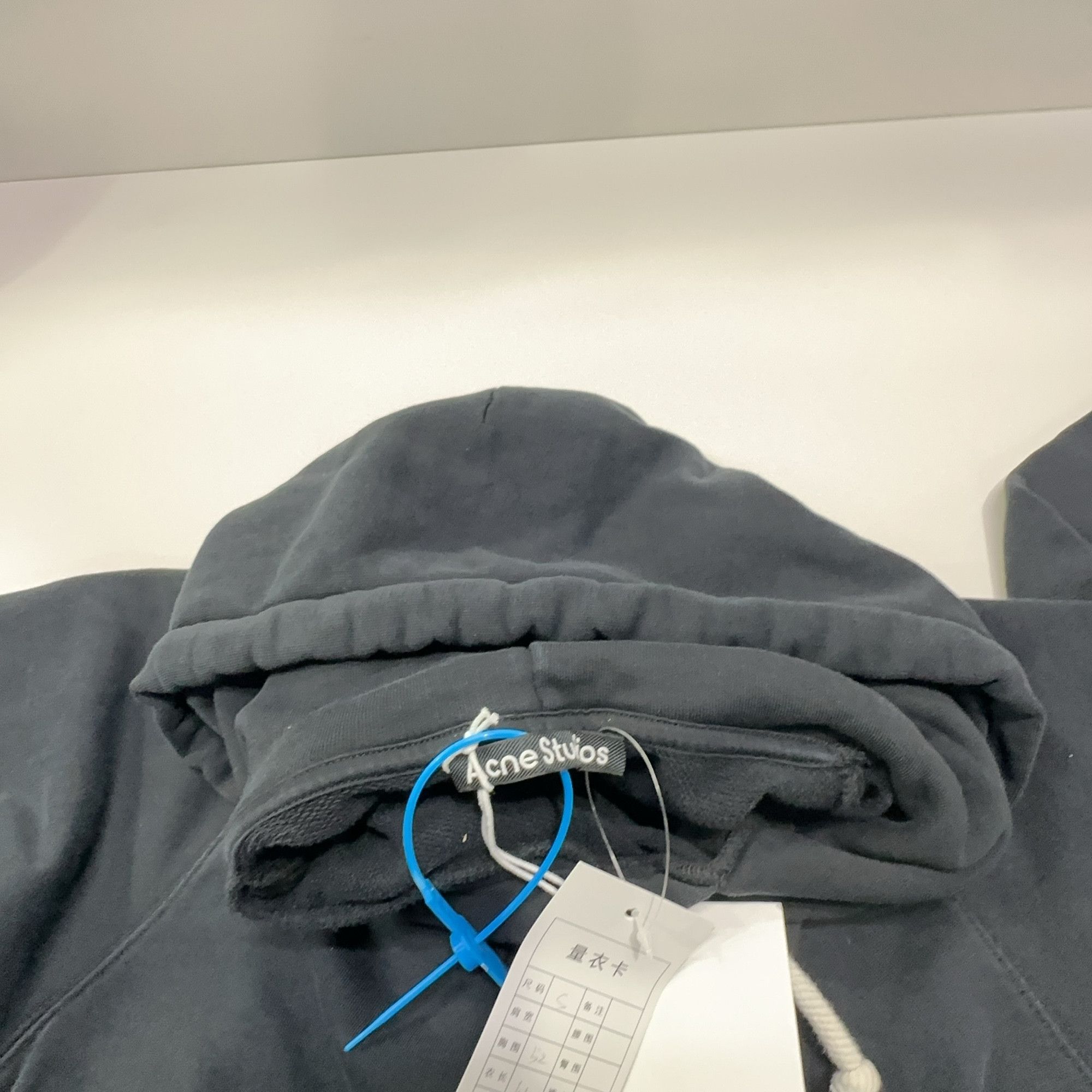 Acne Studios Acne Studios Face Patch Hoodie Size S Size US S / EU 44-46 / 1 - 7 Thumbnail