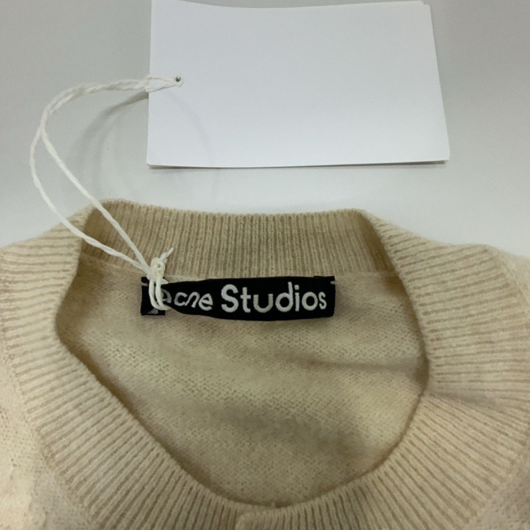 Acne Studios Acne Studios Logo Applique Wool Cardigan M Size US M / EU 48-50 / 2 - 4 Thumbnail