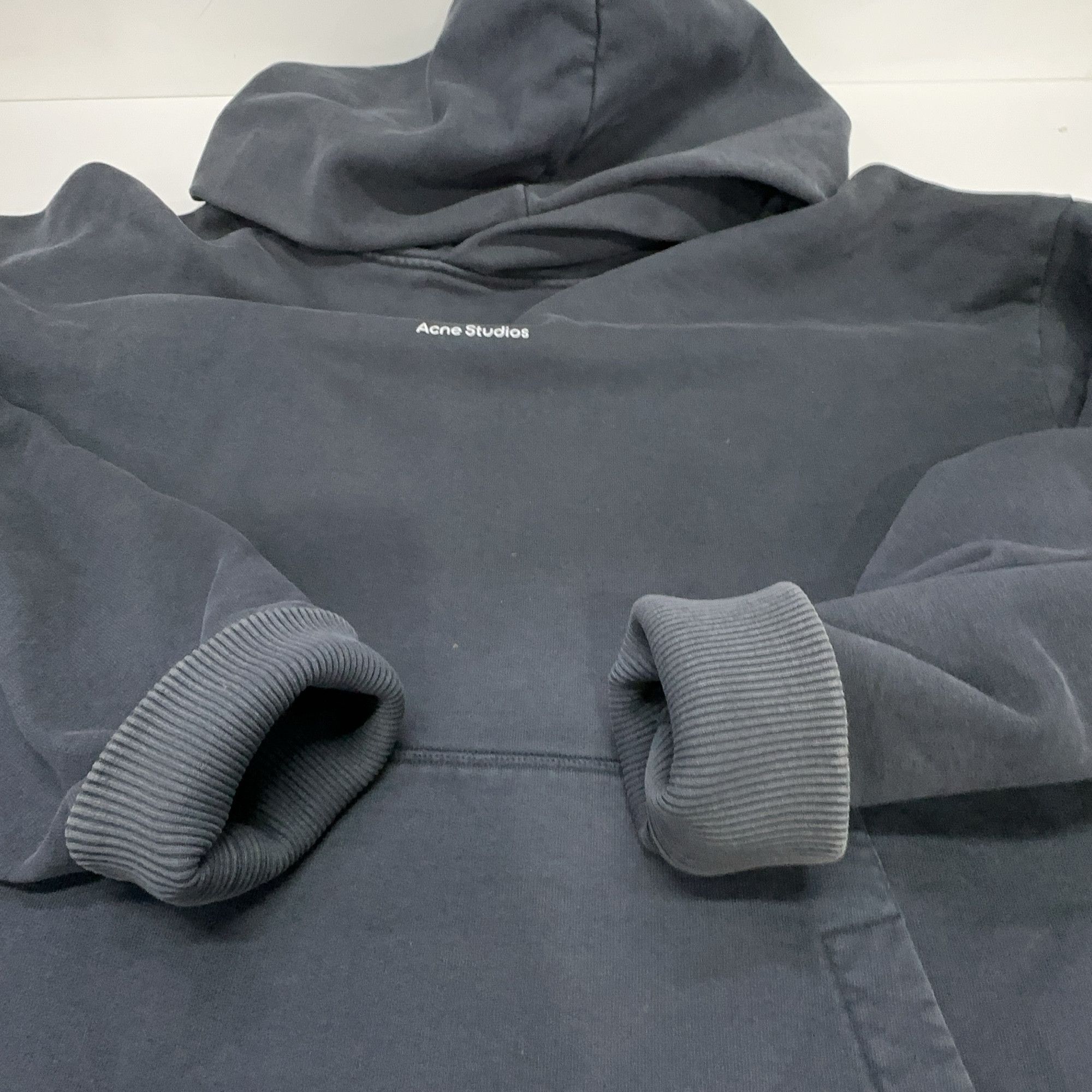 Acne Studios Acne Studios Logo Hoodie Size S Size US S / EU 44-46 / 1 - 13 Thumbnail