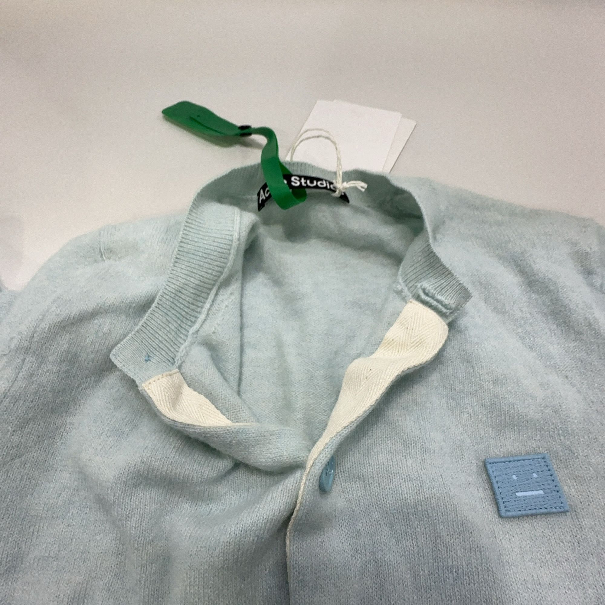 Acne Studios Acne Studios Face Logo Wool Cardigan Size S Size S / US 4 / IT 40 - 7 Thumbnail
