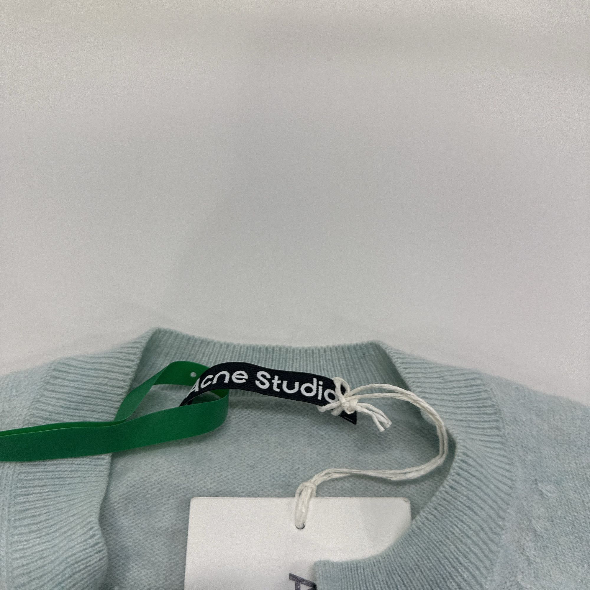 Acne Studios Acne Studios Face Logo Wool Cardigan Size S Size S / US 4 / IT 40 - 4 Thumbnail