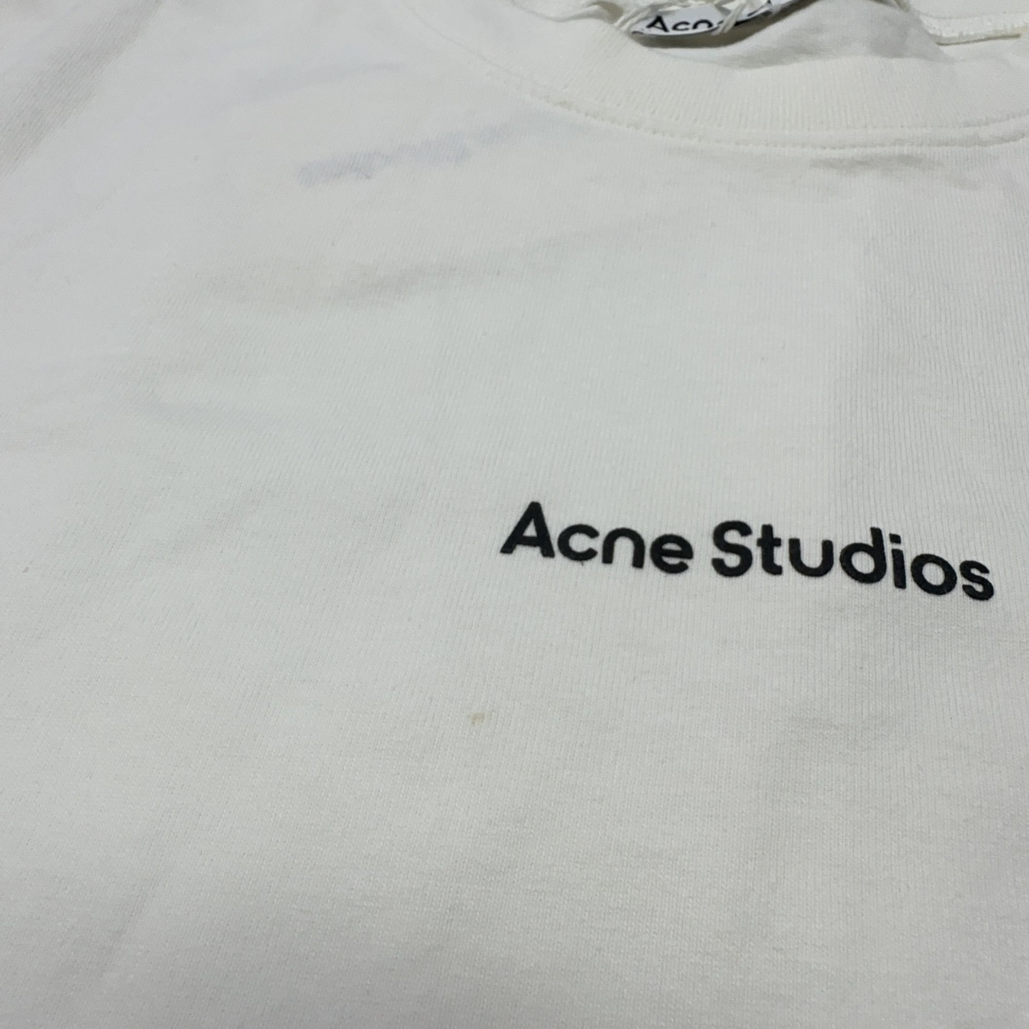 Acne Studios Acne Studios Logo Print T-Shirt M Size US M / EU 48-50 / 2 - 9 Thumbnail