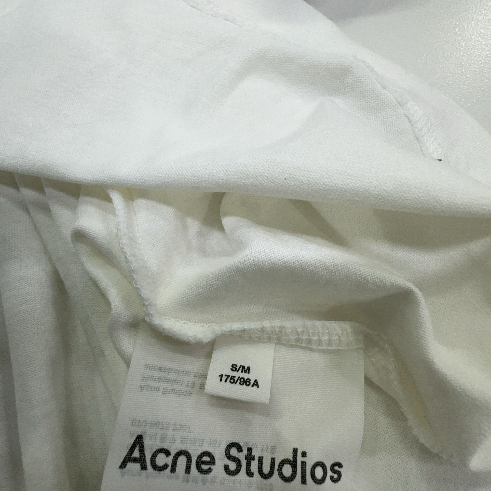 Acne Studios Acne Studios Burger Graphic Kiss Me T-Shirt M Size US M / EU 48-50 / 2 - 7 Thumbnail