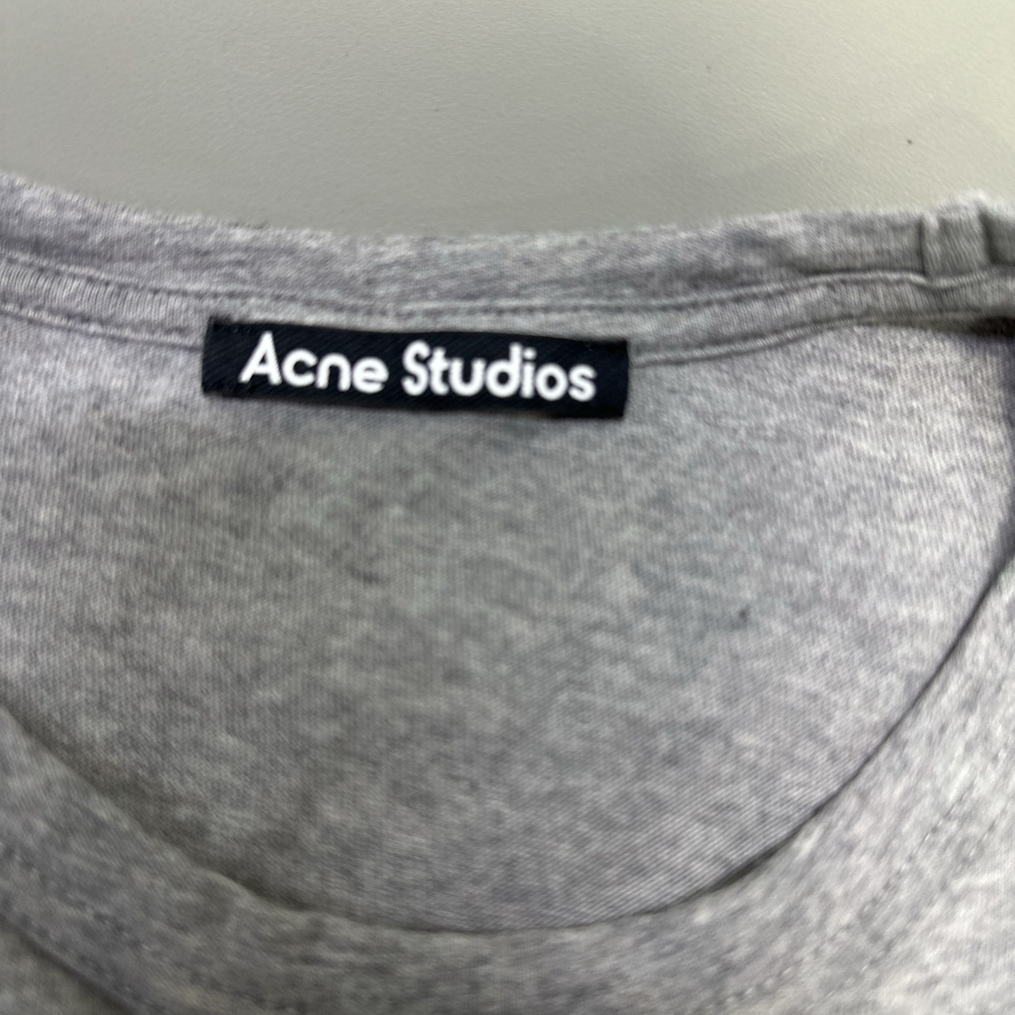 Acne Studios Acne Studios Grey Nash Face T-Shirt XXS Size US XXS / EU 40 - 4 Thumbnail
