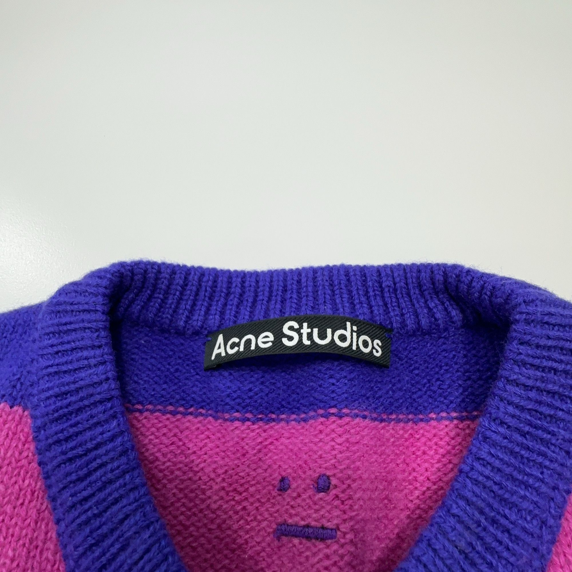 Acne Studios Acne Studios Striped Face Logo Sweater S Size US S / EU 44-46 / 1 - 4 Thumbnail