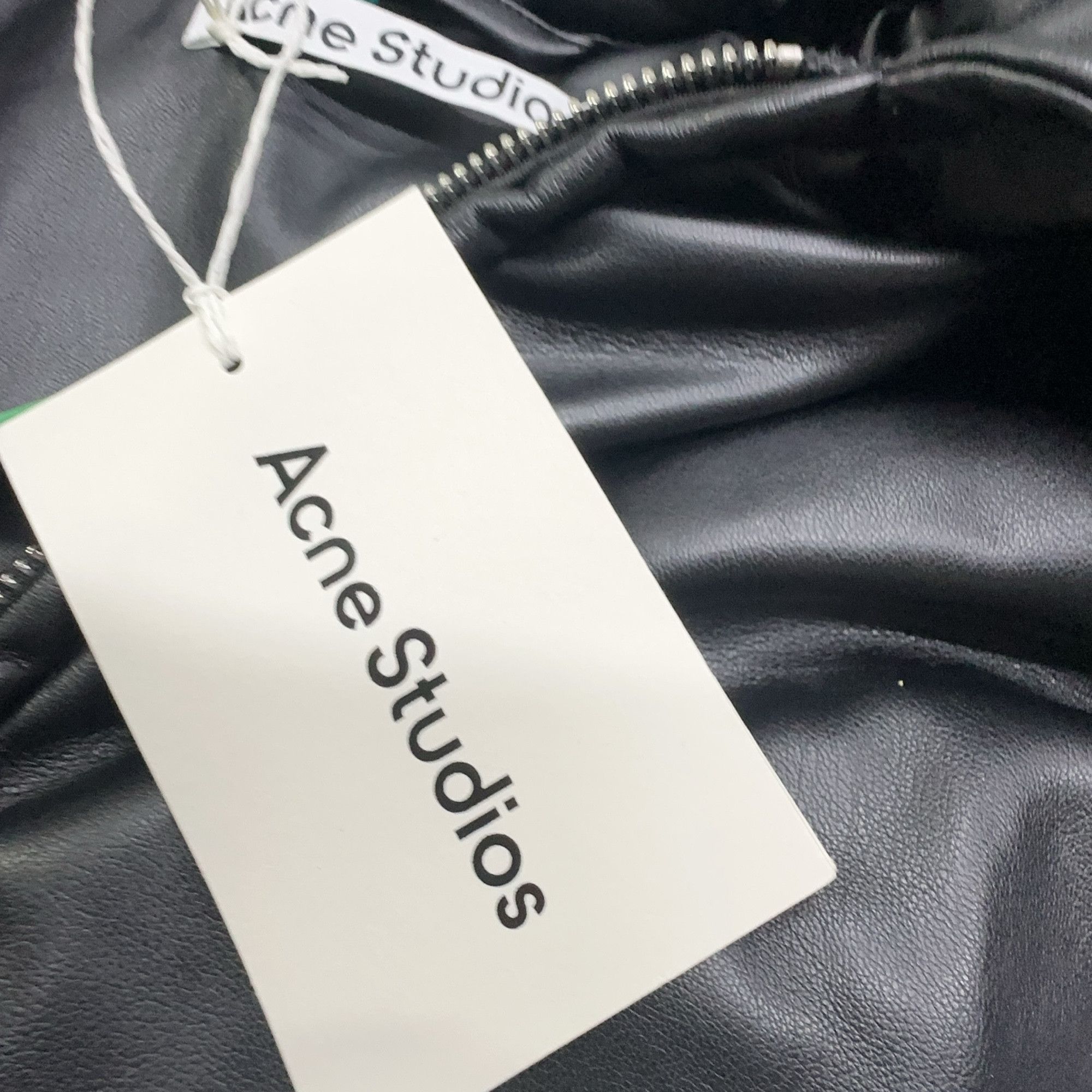 Acne Studios Acne Studios Faux Leather Padded Bomber Jacket 36 Size XS / US 0-2 / IT 36-38 - 4 Thumbnail