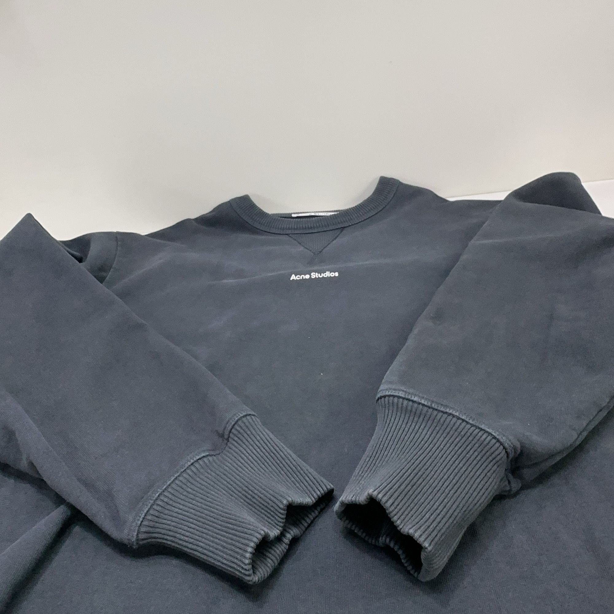 Acne Studios Acne Studios Logo Crewneck Sweatshirt Size M Size US M / EU 48-50 / 2 - 11 Thumbnail