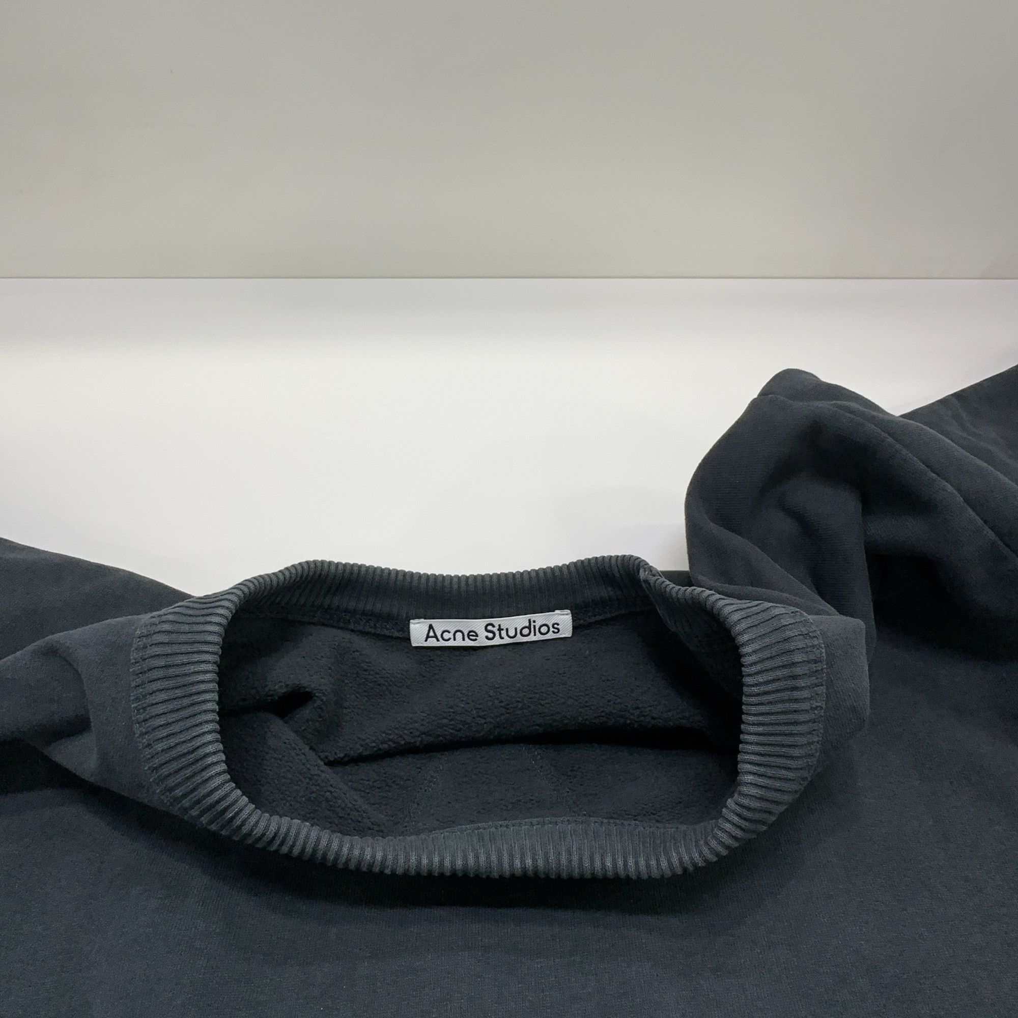 Acne Studios Acne Studios Logo Crewneck Sweatshirt Size M Size US M / EU 48-50 / 2 - 7 Thumbnail