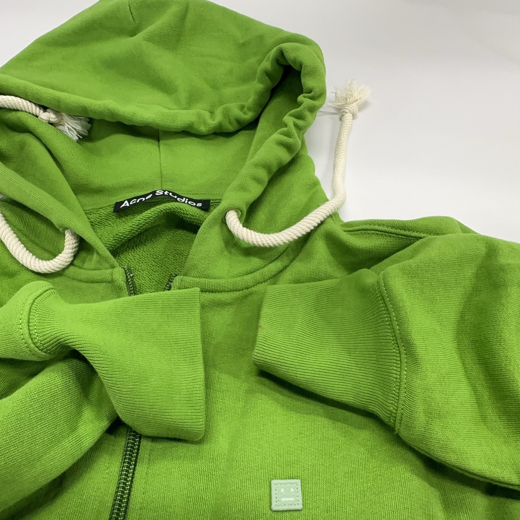 Acne Studios Acne Studios Green Face Logo Zip Hoodie XXS Size US XXS / EU 40 - 8 Thumbnail