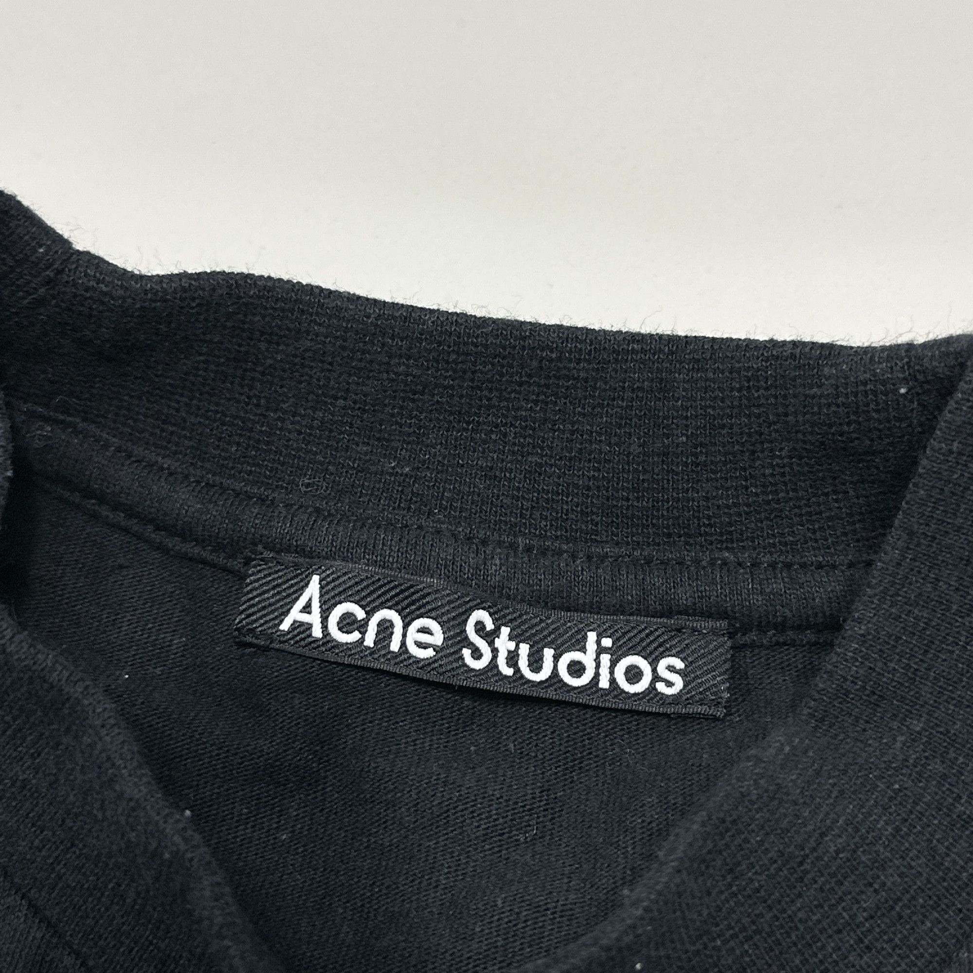 Acne Studios Acne Studios Slogan Face Long Sleeve T-Shirt XXS Size US XXS / EU 40 - 4 Thumbnail