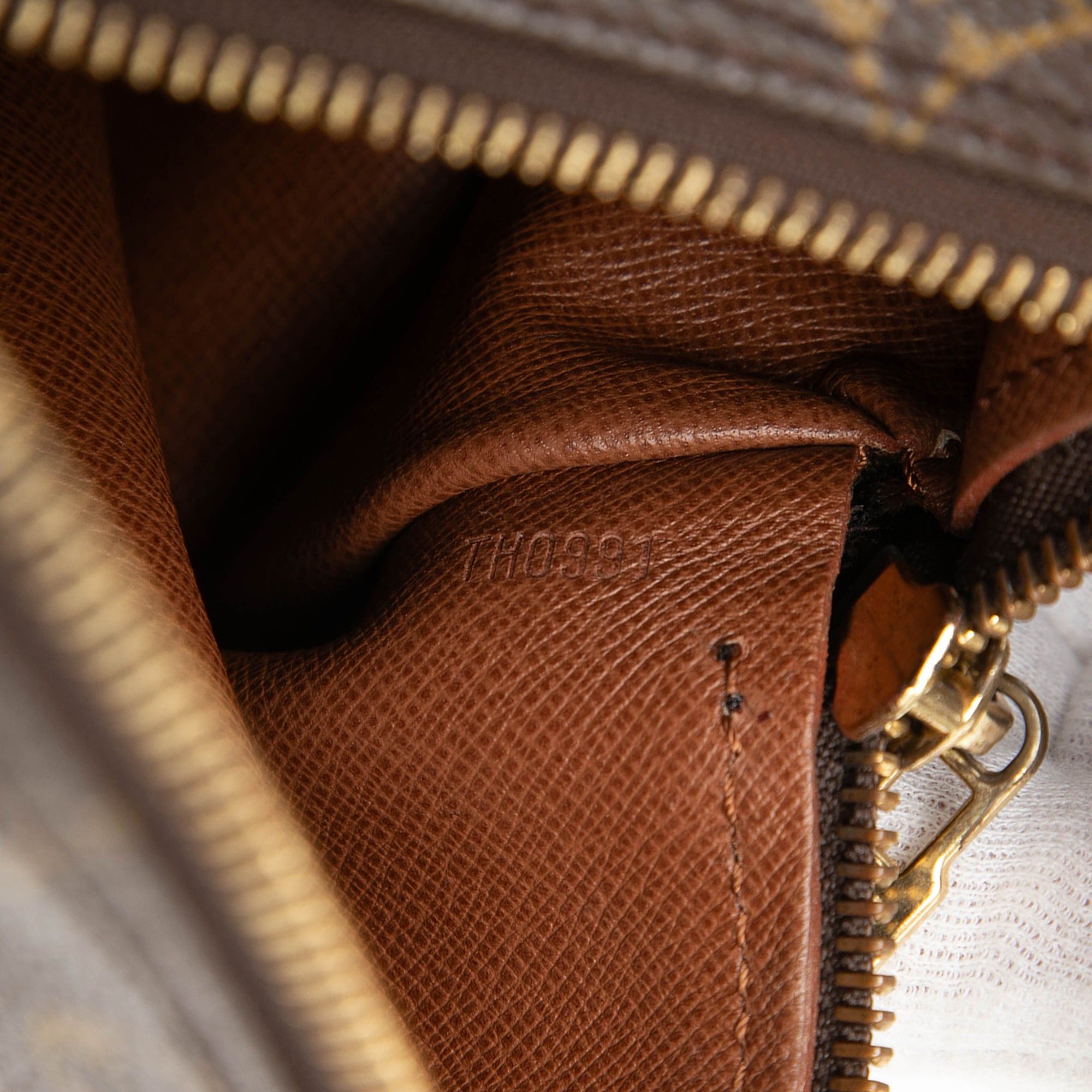 Louis Vuitton Monogram Papillon 26 Size ONE SIZE - 6 Thumbnail