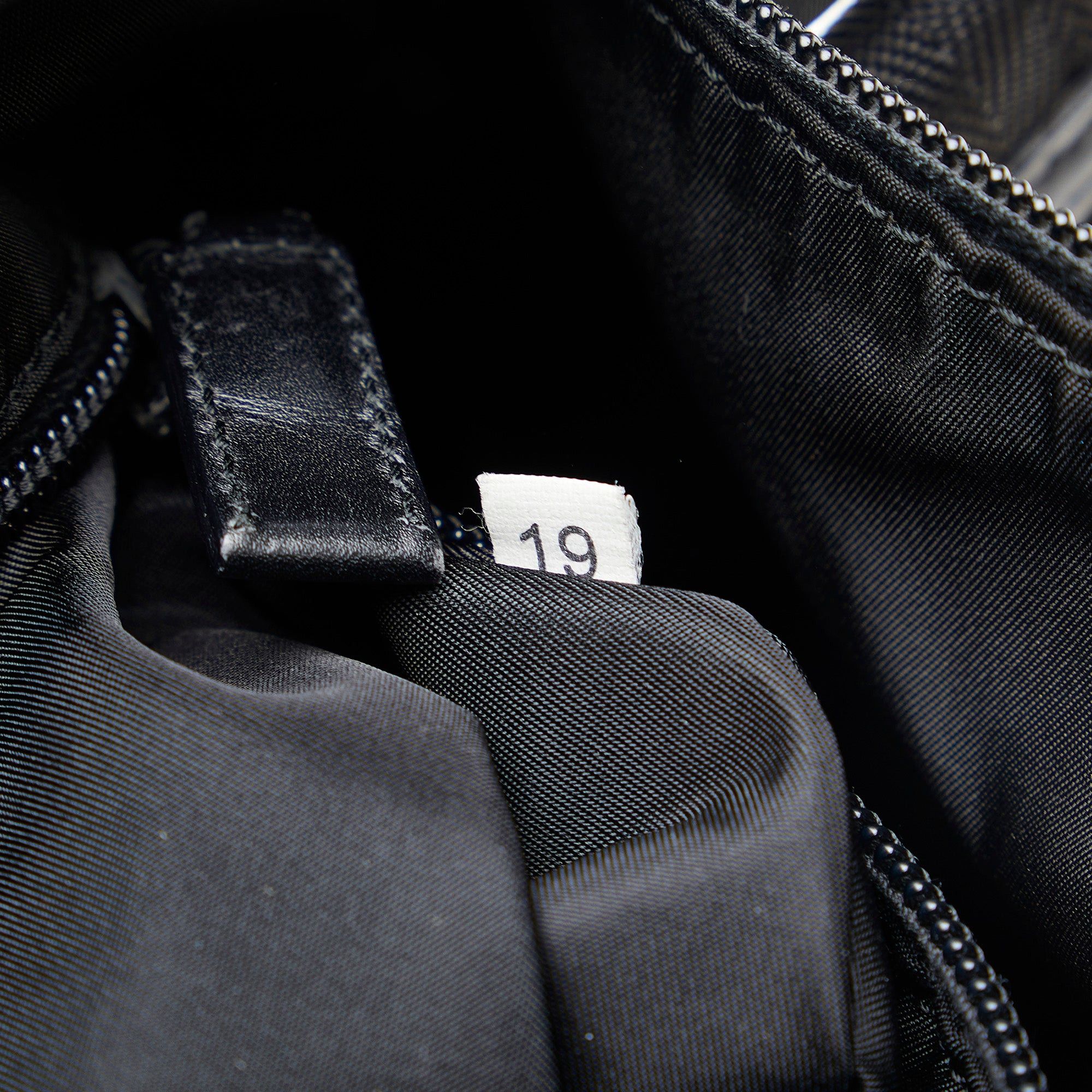 Prada Tessuto Messenger Bag Size ONE SIZE - 7 Thumbnail