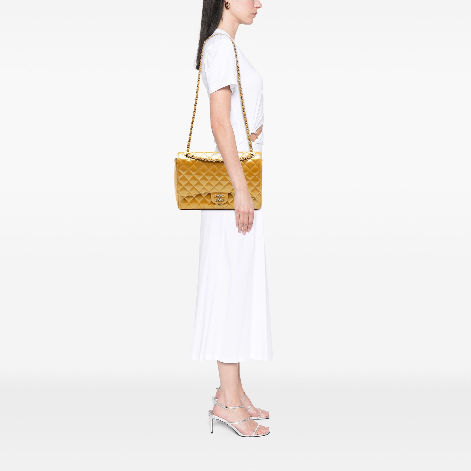 Chanel Maxi Classic Patent Single Flap Size ONE SIZE - 7 Thumbnail