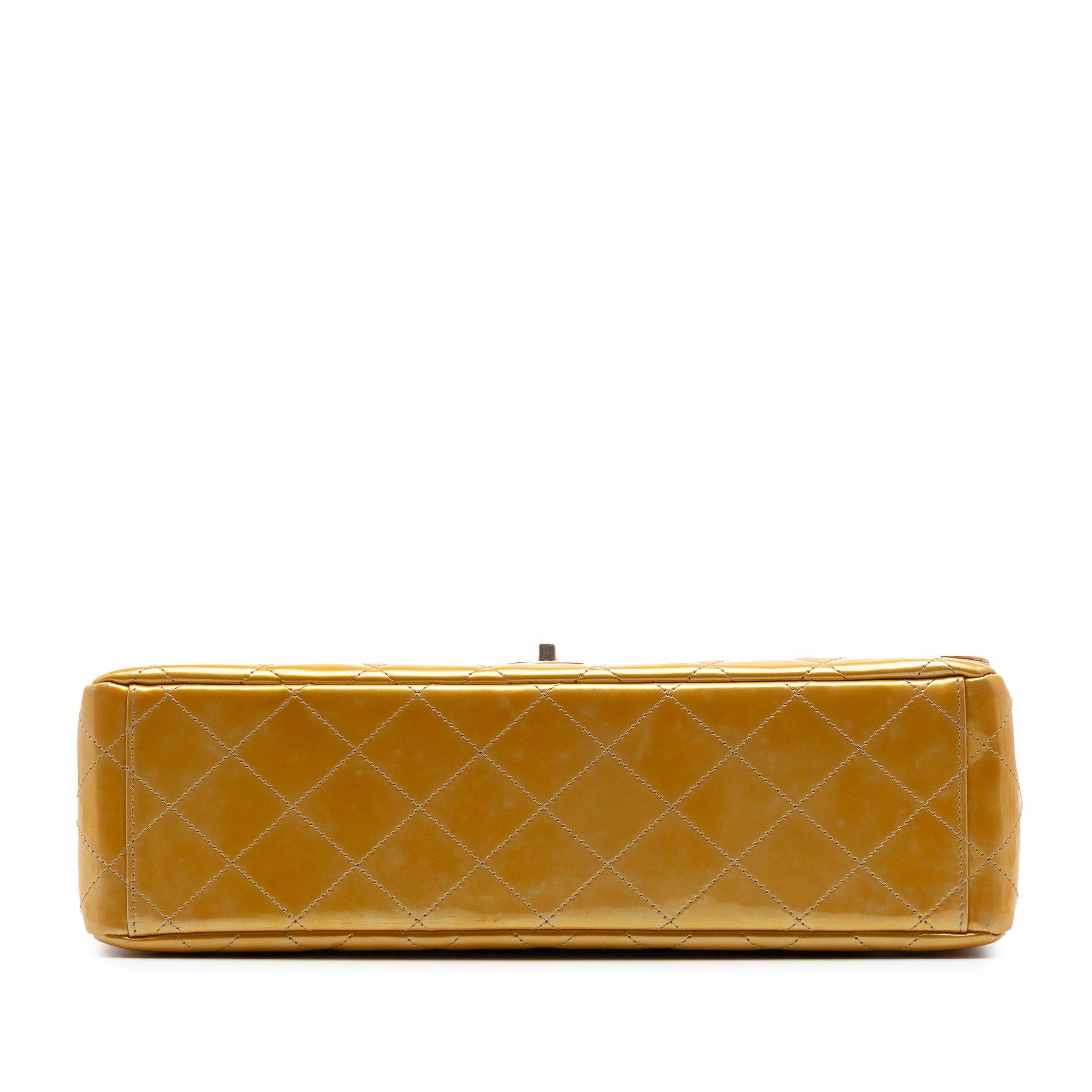 Chanel Maxi Classic Patent Single Flap Size ONE SIZE - 3 Thumbnail