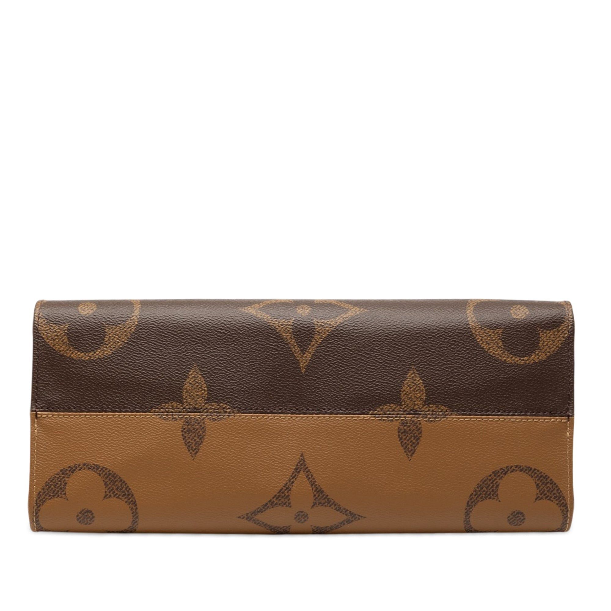 Louis Vuitton Monogram Reverse Giant OnTheGo MM Size ONE SIZE - 3 Thumbnail