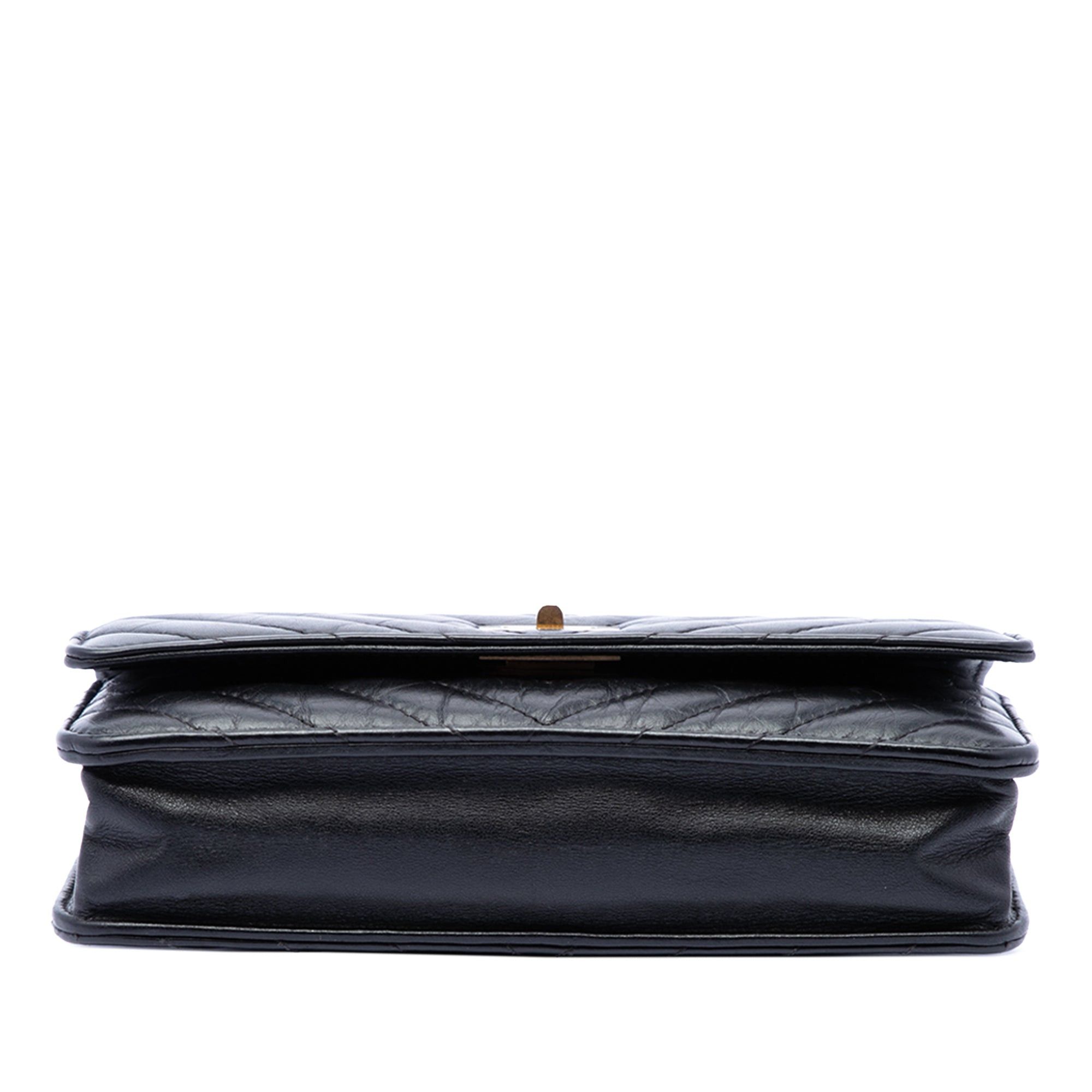 Chanel Reissue 2.55 Chevron Aged Calfskin Wallet on Chain Size ONE SIZE - 3 Thumbnail