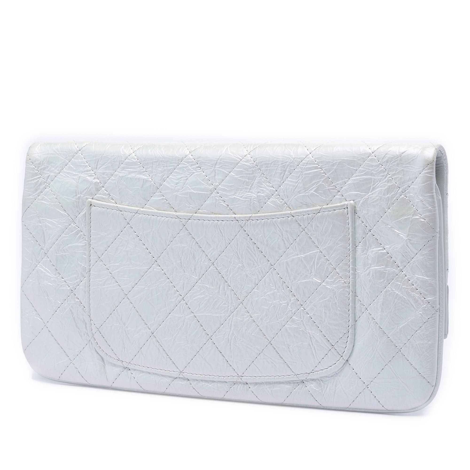Chanel Iridescent Aged Calfskin 31 Clutch Size ONE SIZE - 2 Thumbnail