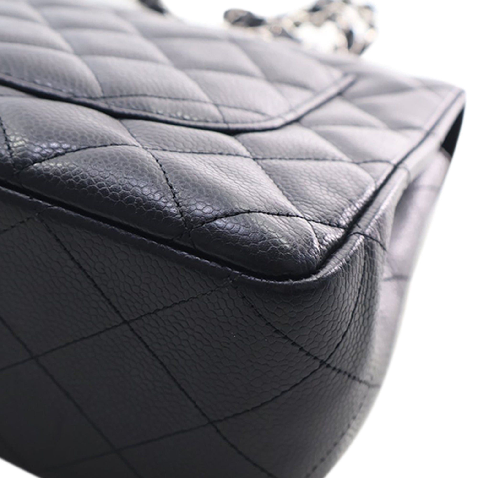 Chanel Jumbo Classic Caviar Single Flap Size ONE SIZE - 9 Thumbnail
