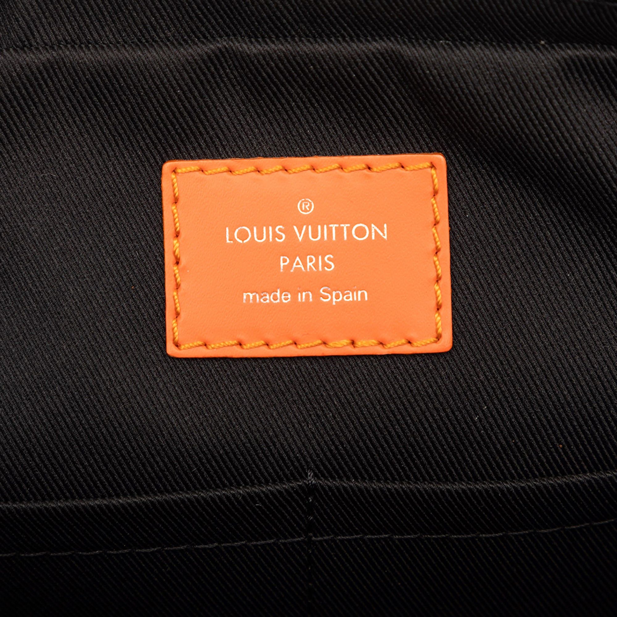 Louis Vuitton Damier Graphite Giant Alpha Messenger Bag Size ONE SIZE - 5 Thumbnail