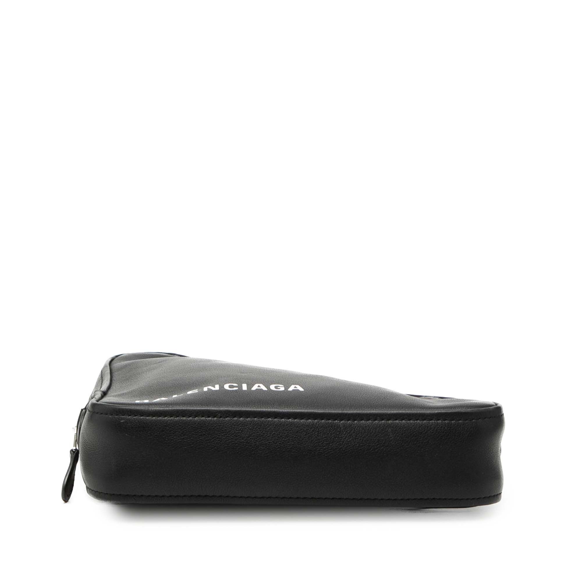 Balenciaga Medium Leather Triangle Clutch Size ONE SIZE - 3 Thumbnail