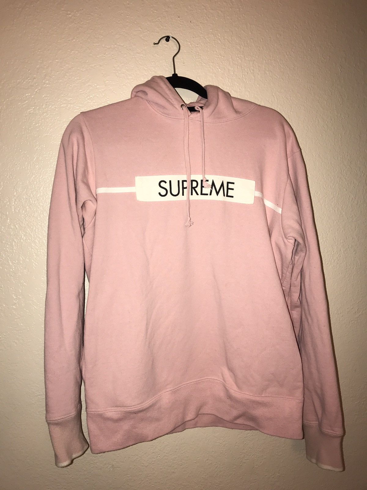 Supreme *LAST DROP* pink supreme hoodie Size US M / EU 48-50 / 2 - 1 Preview