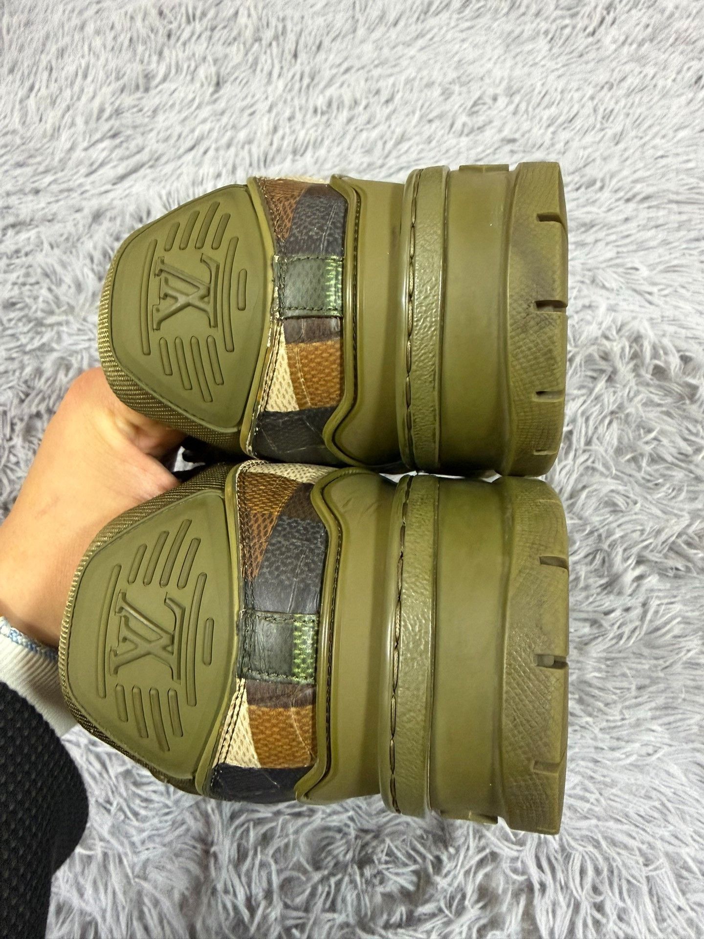 Louis Vuitton Louis Vuitton Training Lowtop Sneakers 8 Men Size US 8 / EU 41 - 4 Thumbnail