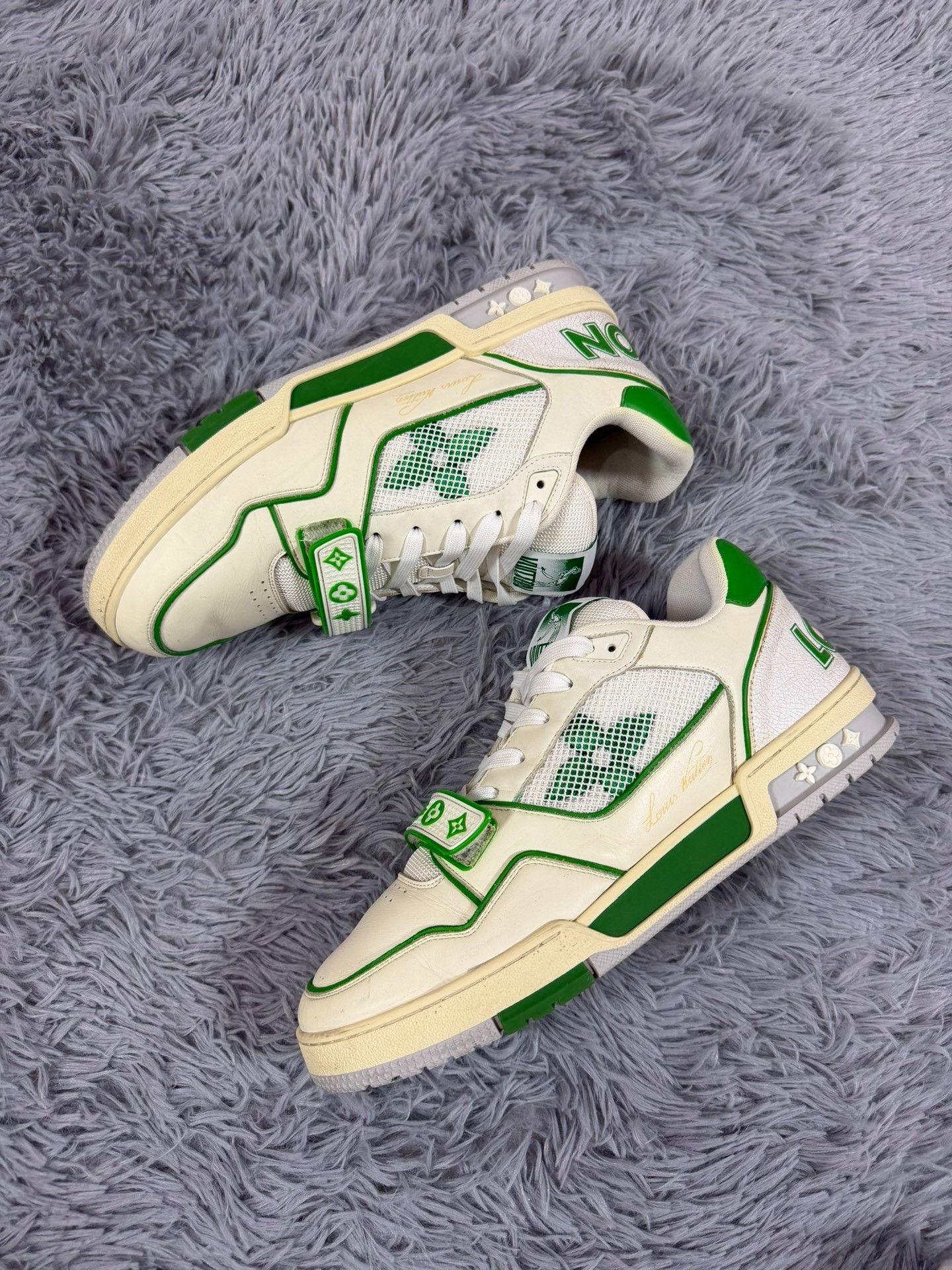 Louis Vuitton Louis Vuitton Training Green Lowtop Sneakers 10 Men Size US 10 / EU 43 - 2 Thumbnail